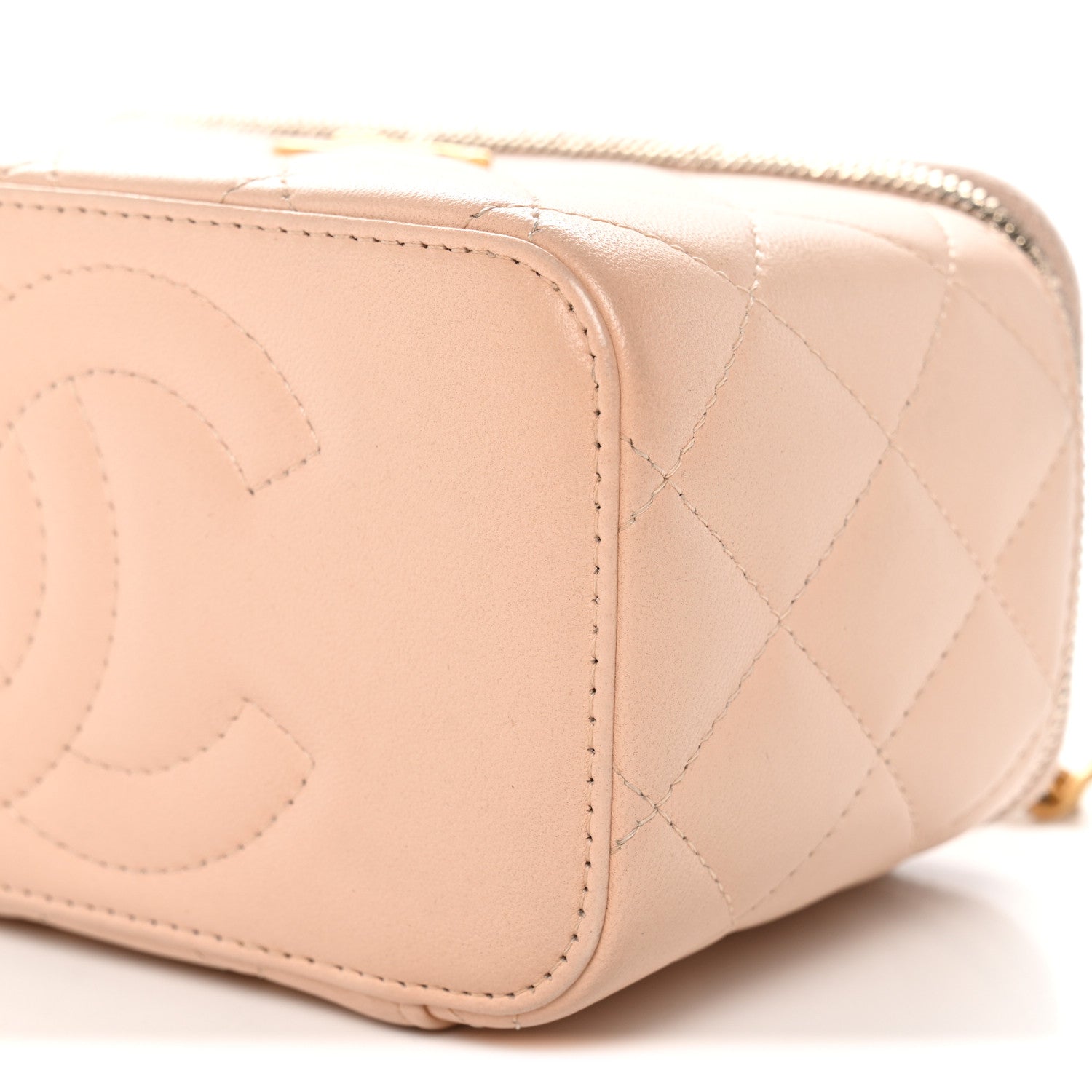 Lambskin Quilted Sweet Camellia Small Vanity Case With Chain Pink
