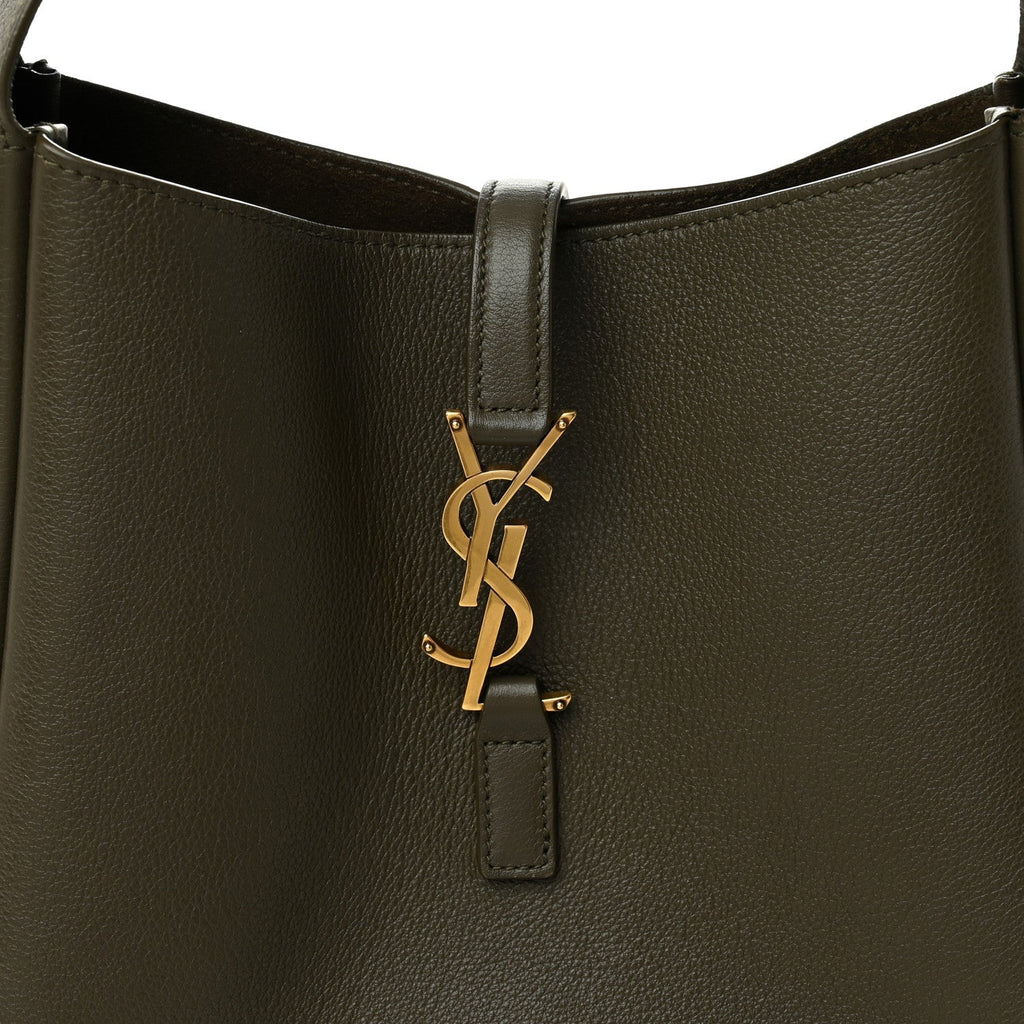 Smooth Calfskin Small Le 5 A 7 Soft Hobo Light Musk
