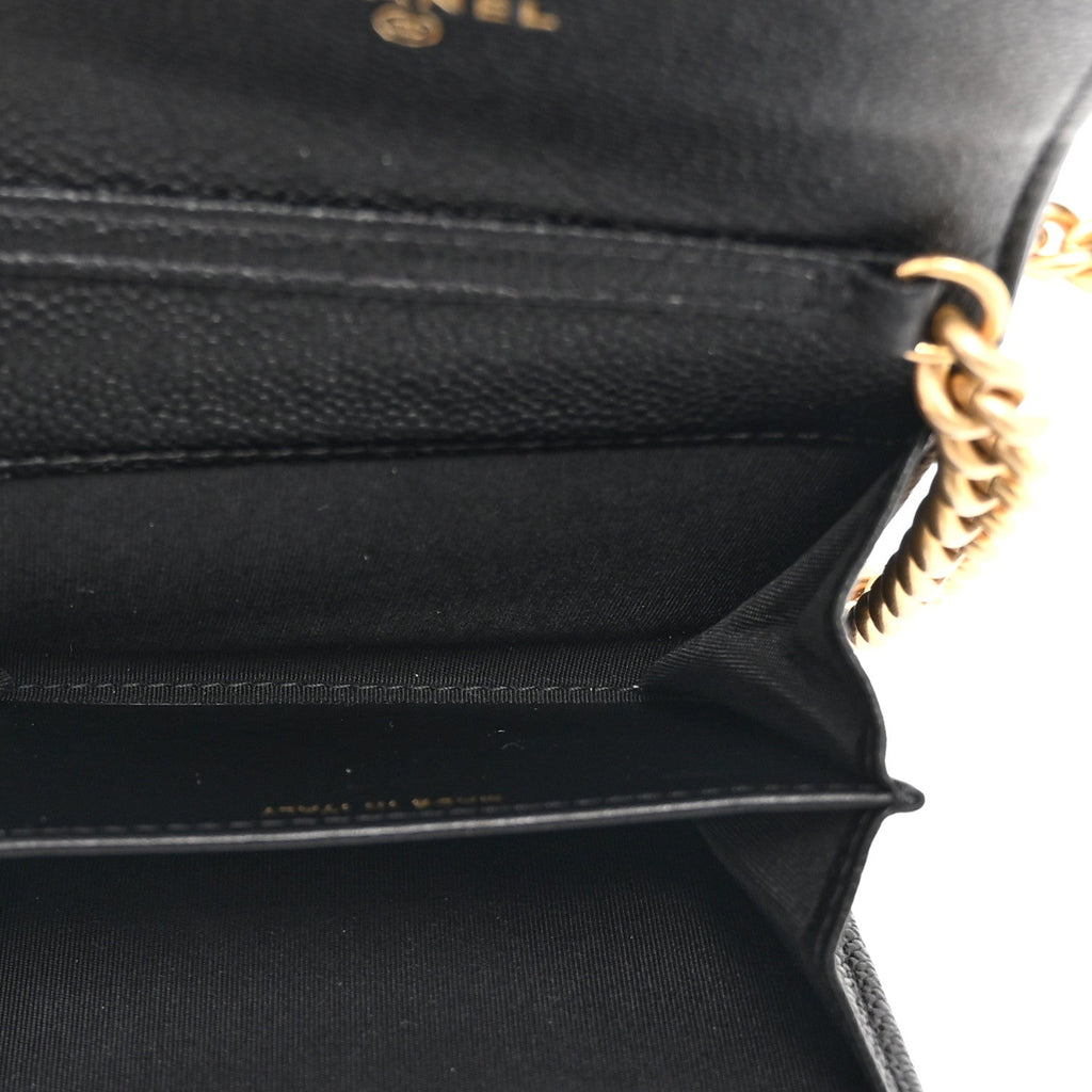 Caviar Quilted Boy  Holder On Chain Black