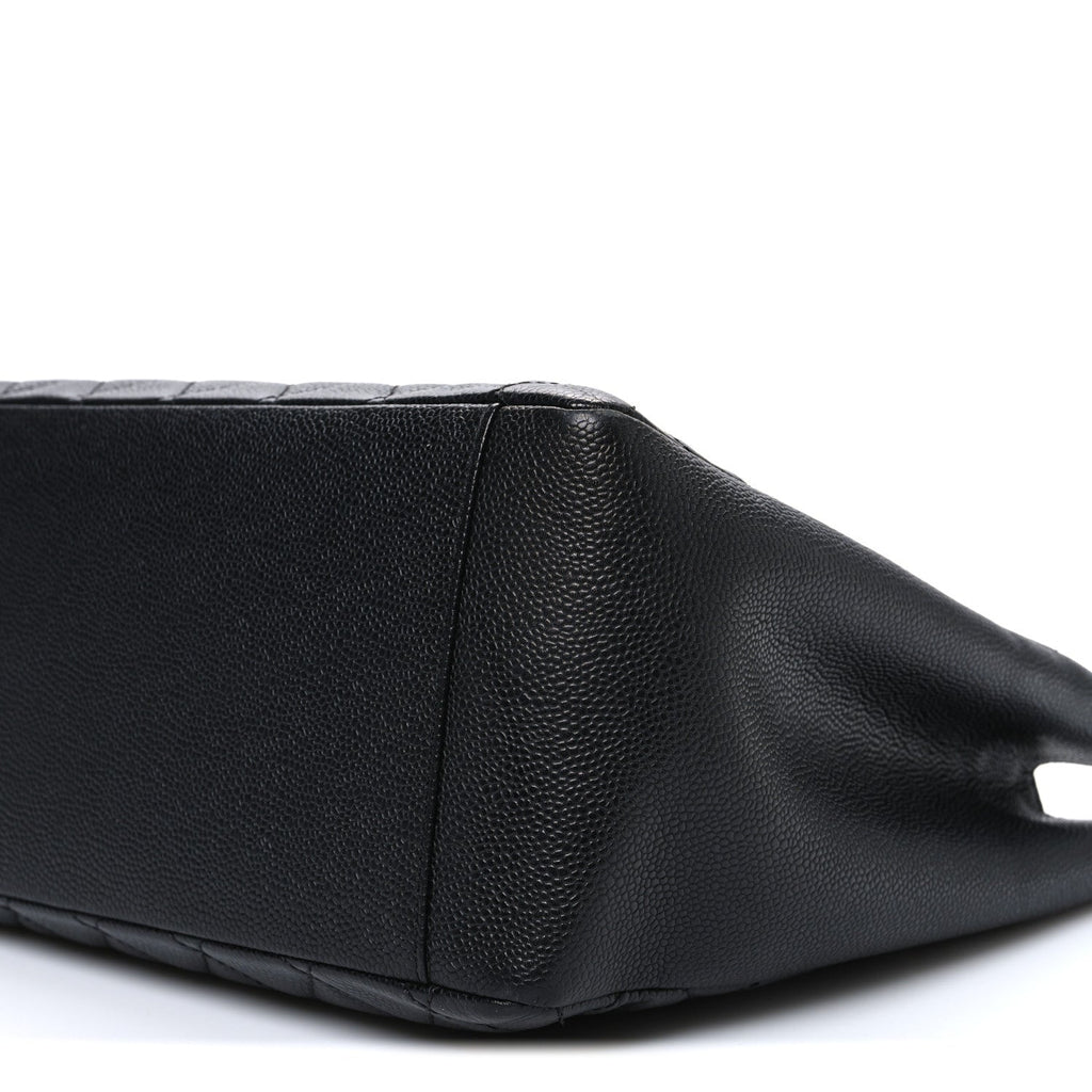 Caviar Quilted Grand Shopping Tote GST Black
