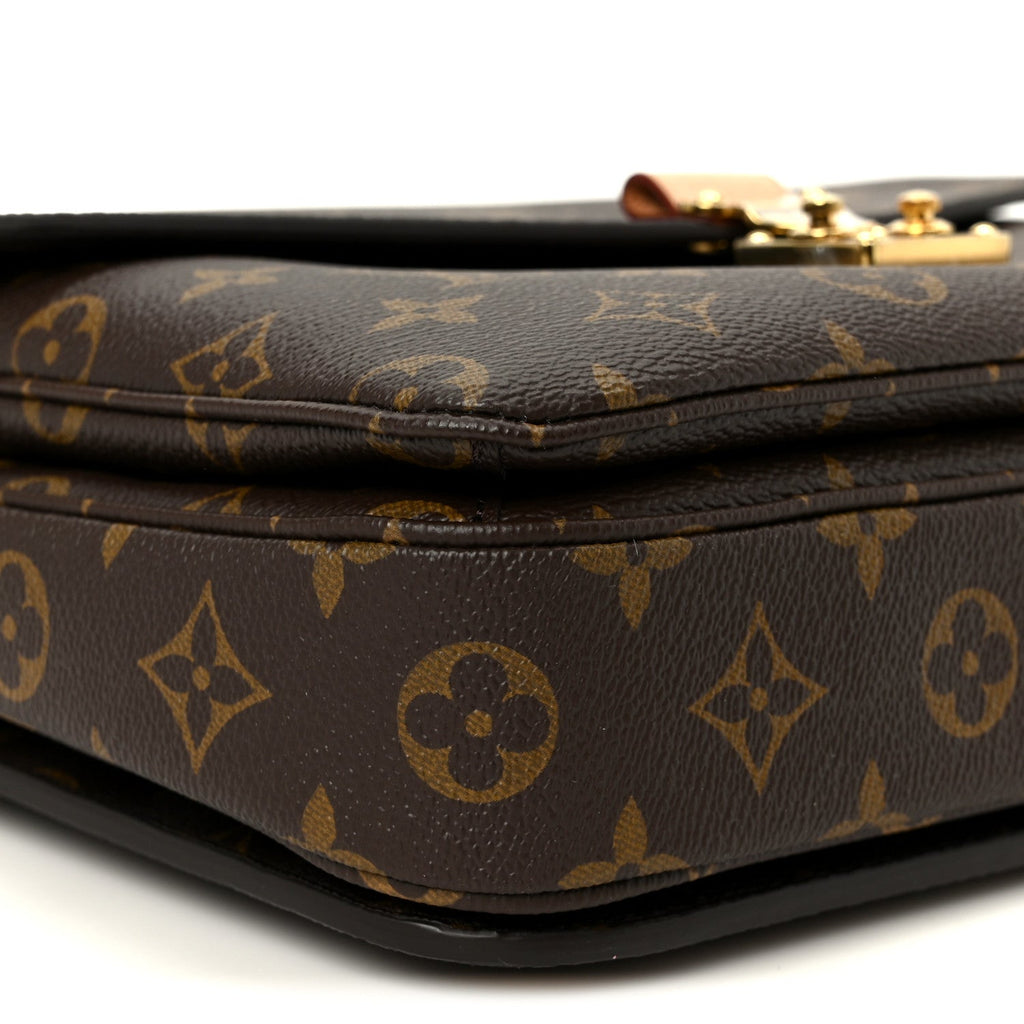Monogram Pochette Metis