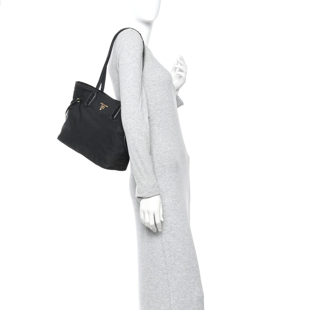 Tessuto Nylon Tote Black