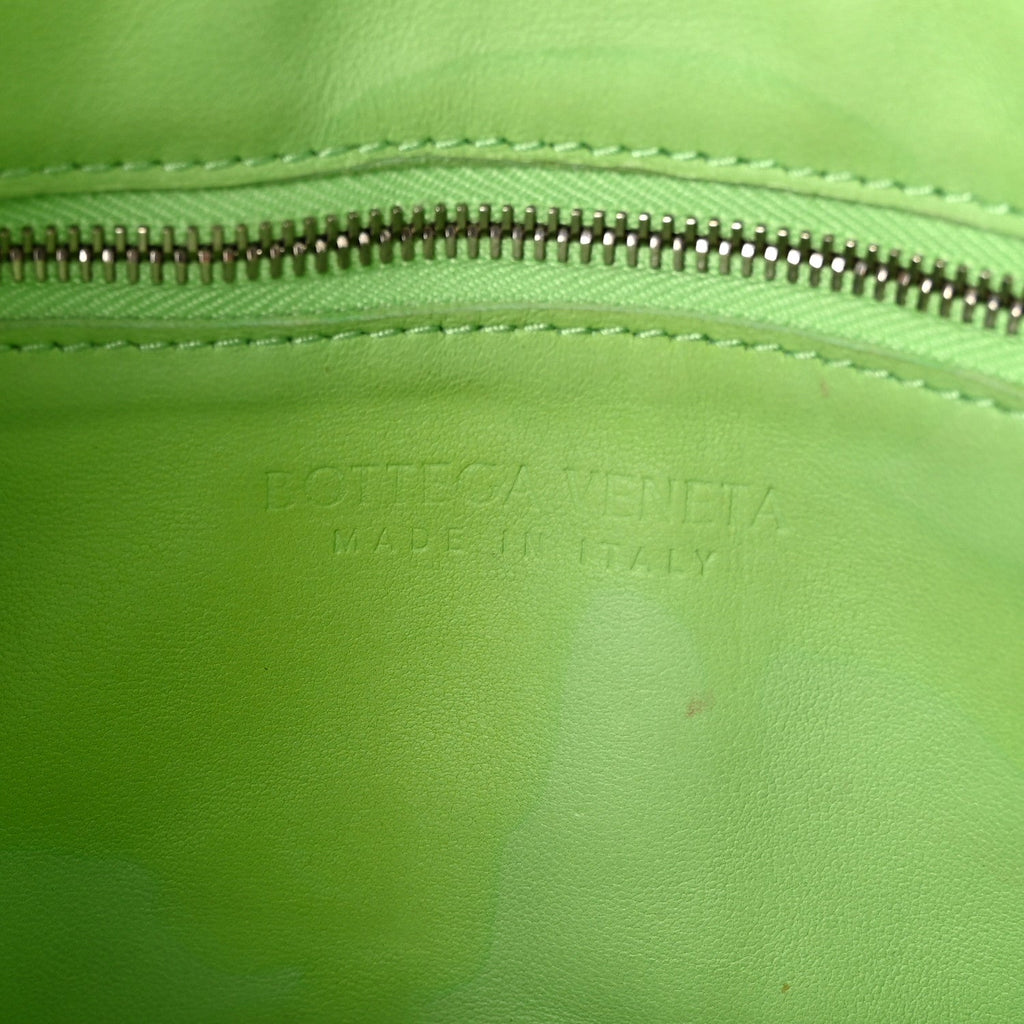 Lambskin Maxi Intrecciato Cassette Crossbody Bag Pistachio