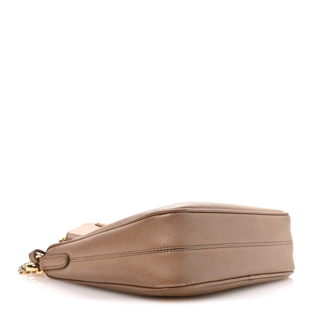Saffiano Lux Re-Edition 2005 Shoulder Bag Cammeo