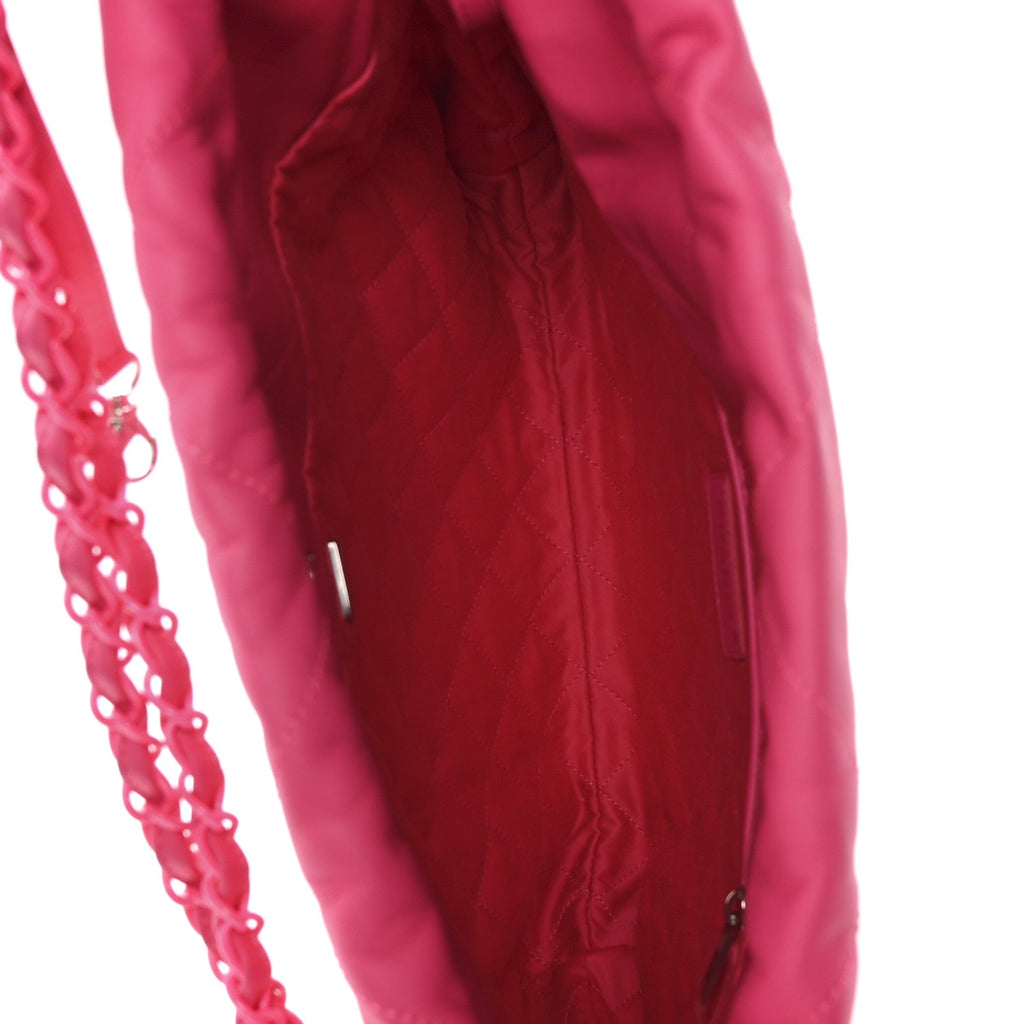 Matte Calfskin Quilted Monochrome Small Chanel 22 Fuchsia