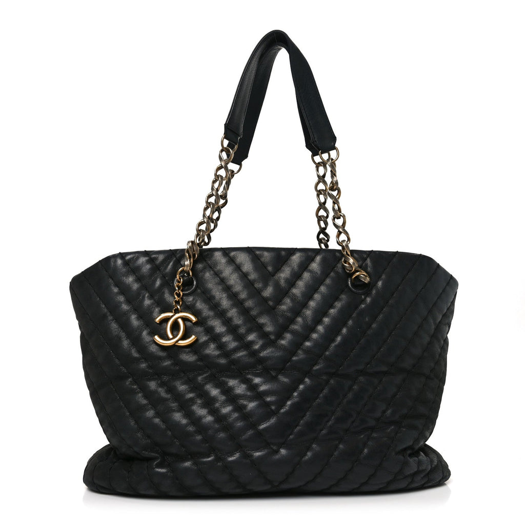 Calfskin Chevron Quilted Surpique Tote Black