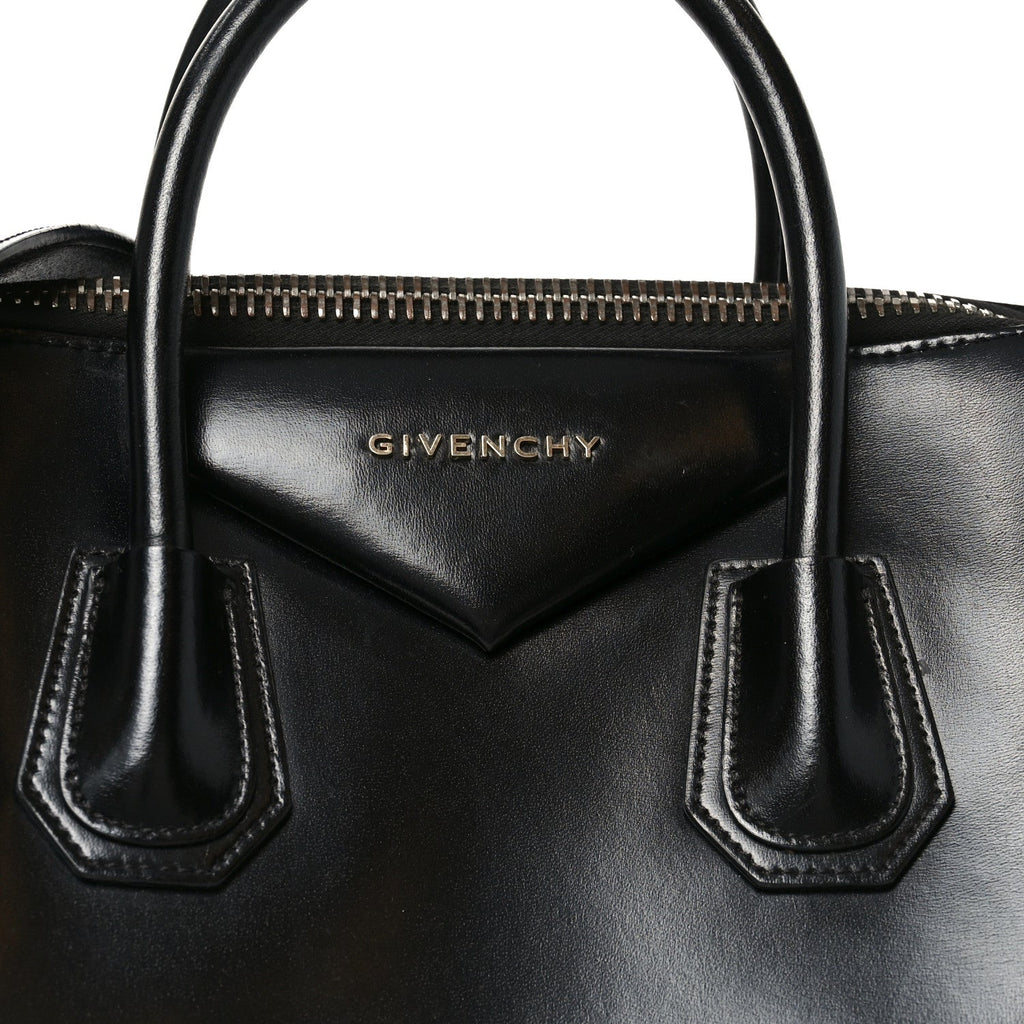 Shiny Lord Calfskin Medium Antigona Black