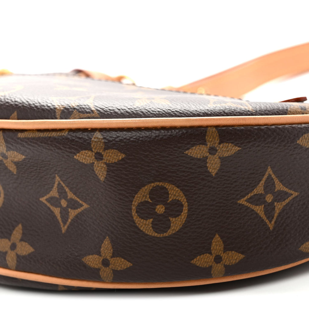 Monogram Loop
