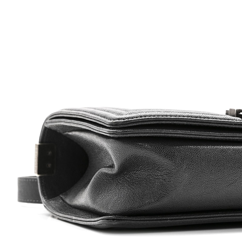 Caviar Quilted Medium Boy Flap Charcoal