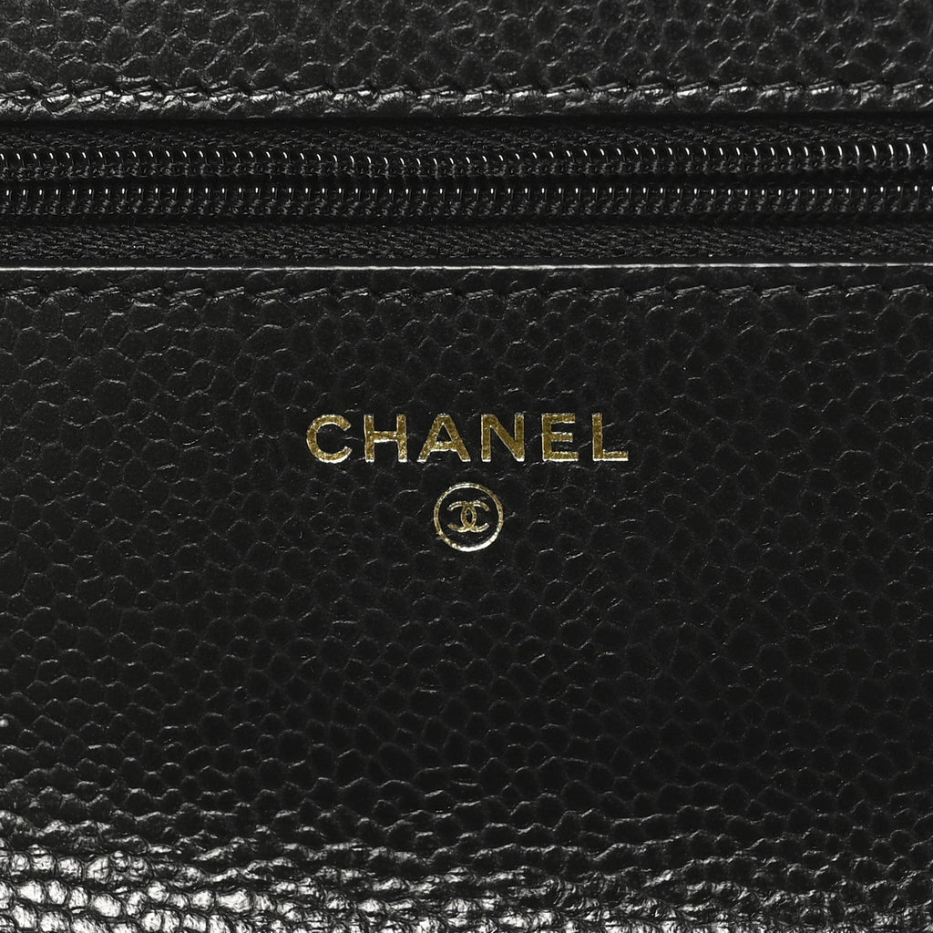 Caviar Quilted Wallet on Chain WOC Black