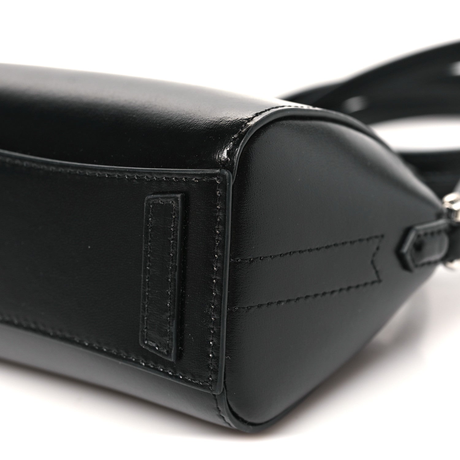 Shiny Lord Calfskin Micro Antigona Black