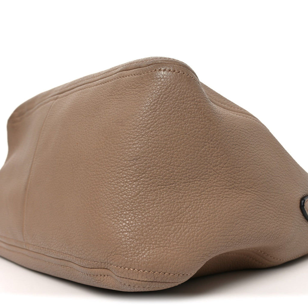 Vitello Phenix Shoulder Bag Cammeo