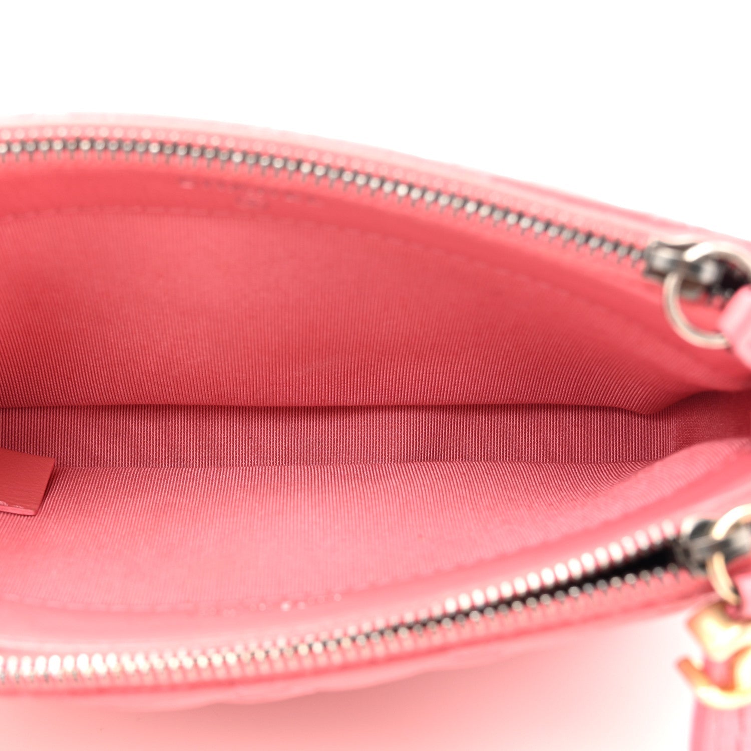 Aged Calfskin Quilted Small Gabrielle Clutch With Chain Pink