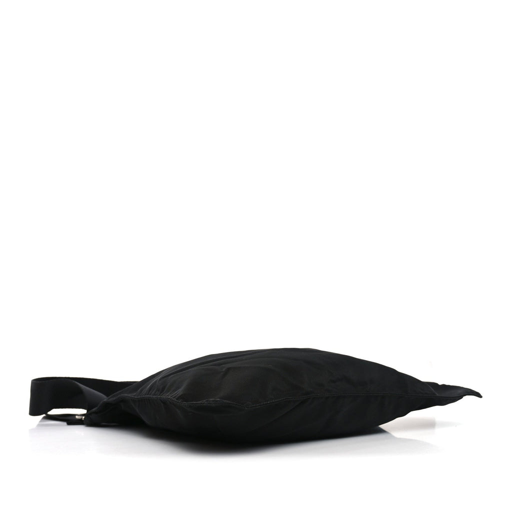 Nylon Flat Messenger Bag Black