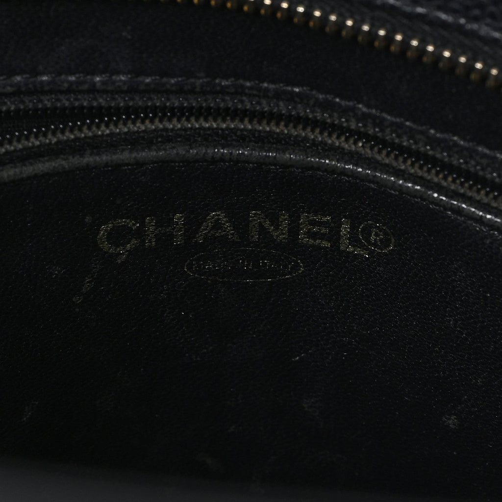 Caviar Quilted Medallion Tote Black
