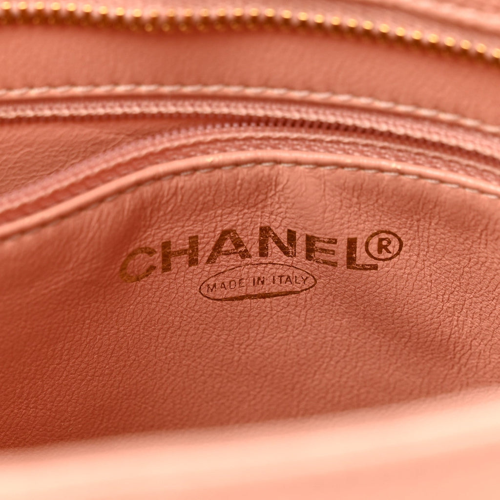 Caviar Quilted Medallion Tote Light Pink
