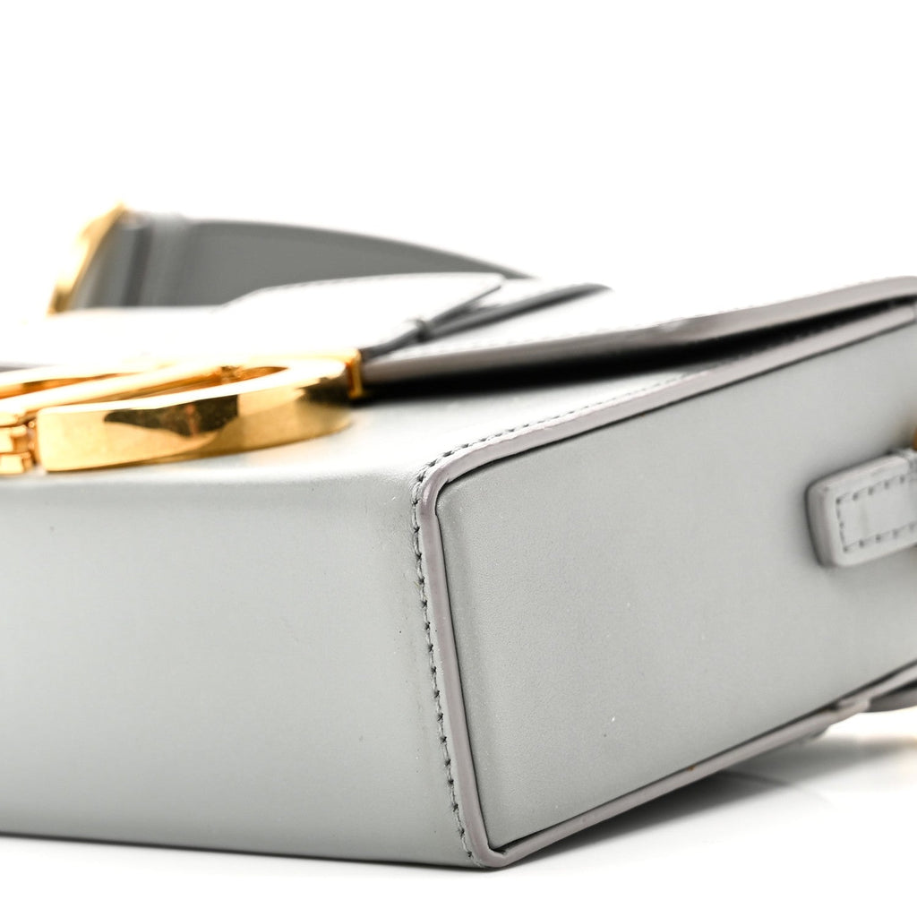 Box Calfskin 30 Montaigne Box Bag Stone Grey