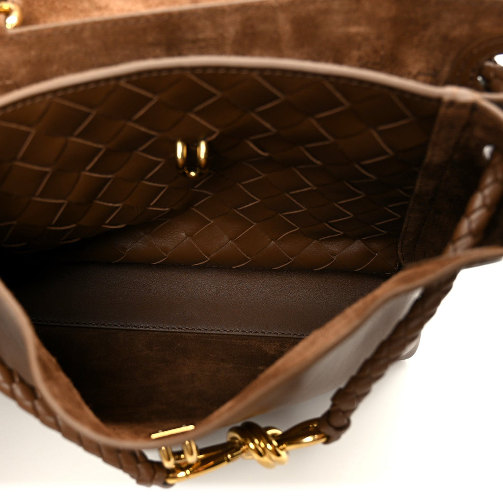 Silky Calfskin Small Ciao Ciao Nocciola
