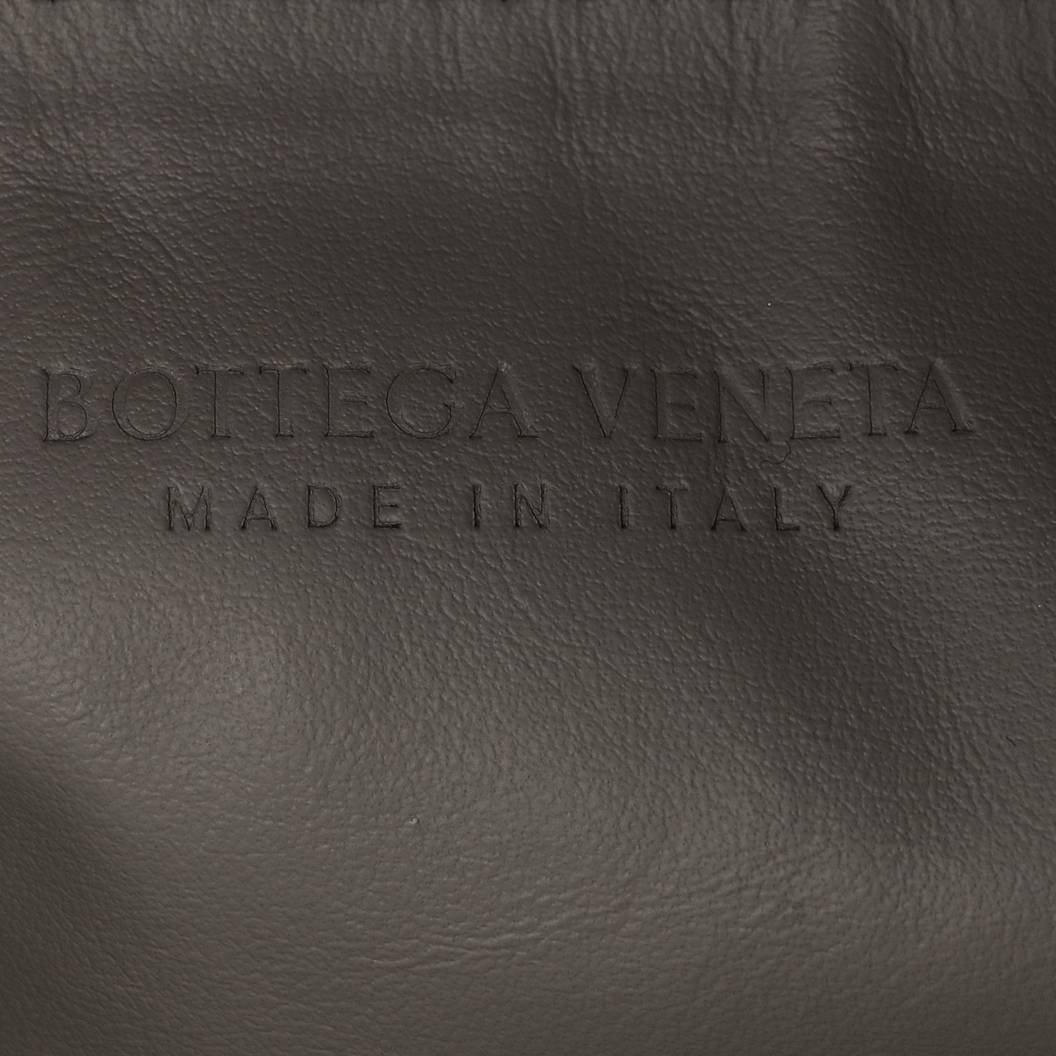 Suede Intrecciato Small Hop Sterling