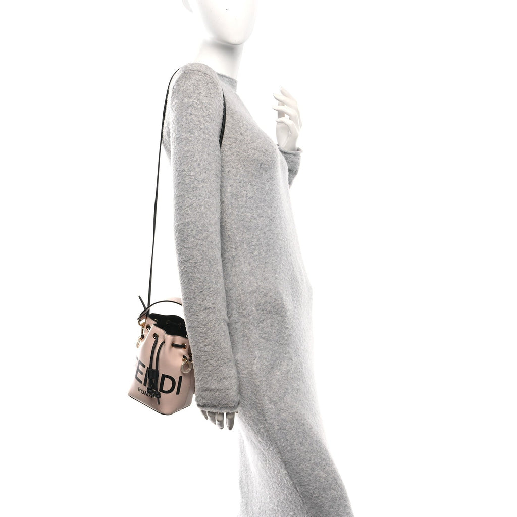 Vitello Fluffy Grace F is Fendi Logo Embossed Mini Mon Tresor Bucket Bag Rosa Quarzo Black