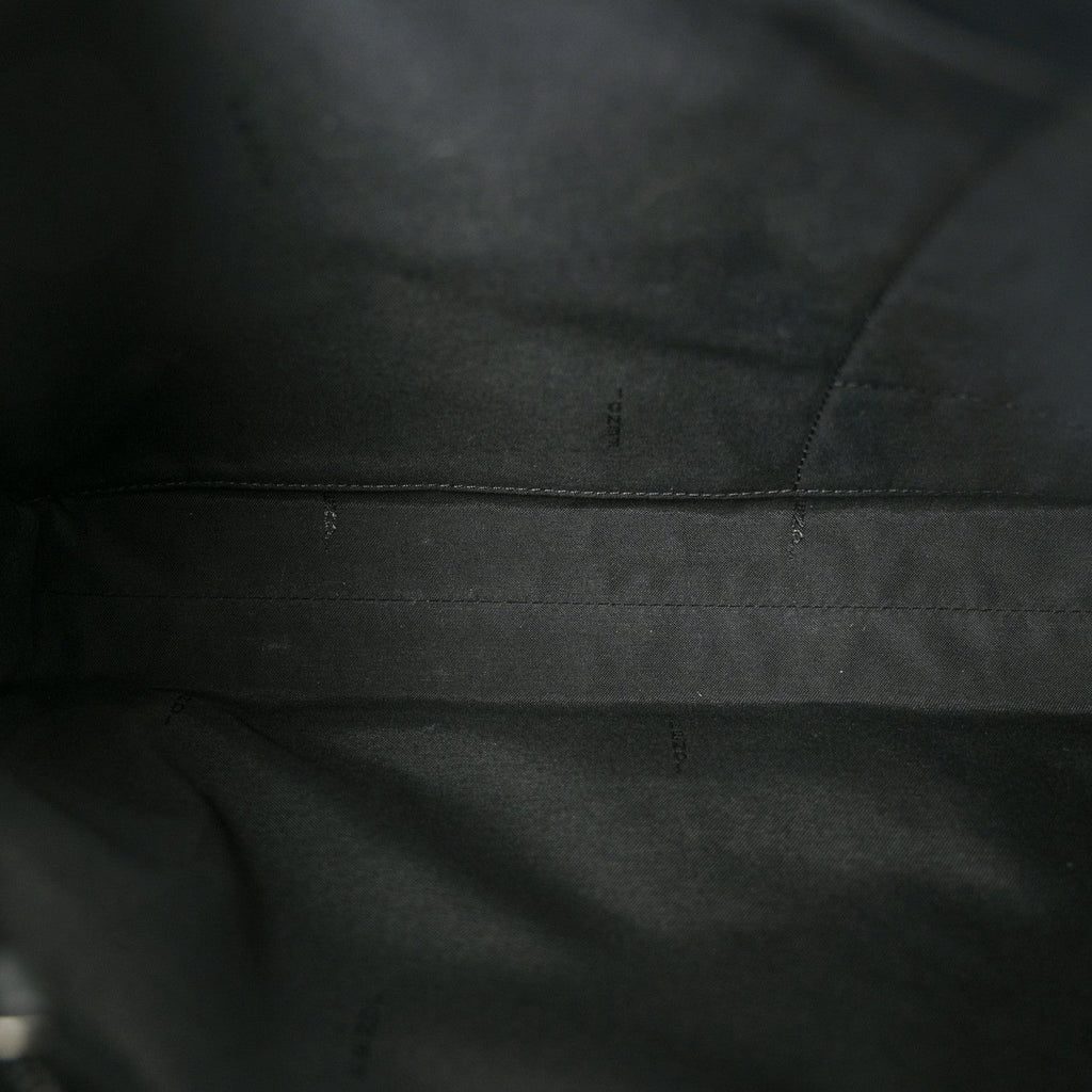 Vitello Grace Messenger Bag Black