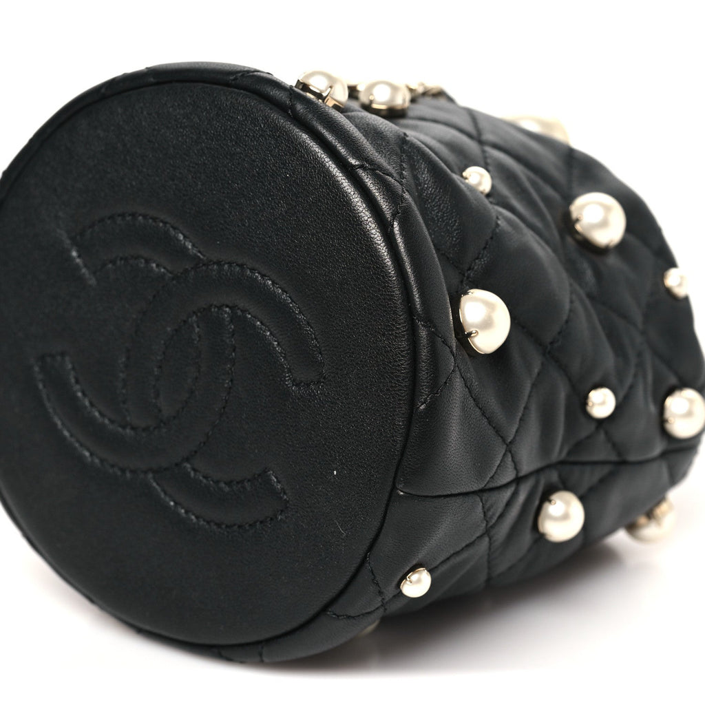Lambskin Quilted Pearl Mini About Pearls Drawstring Bag Black