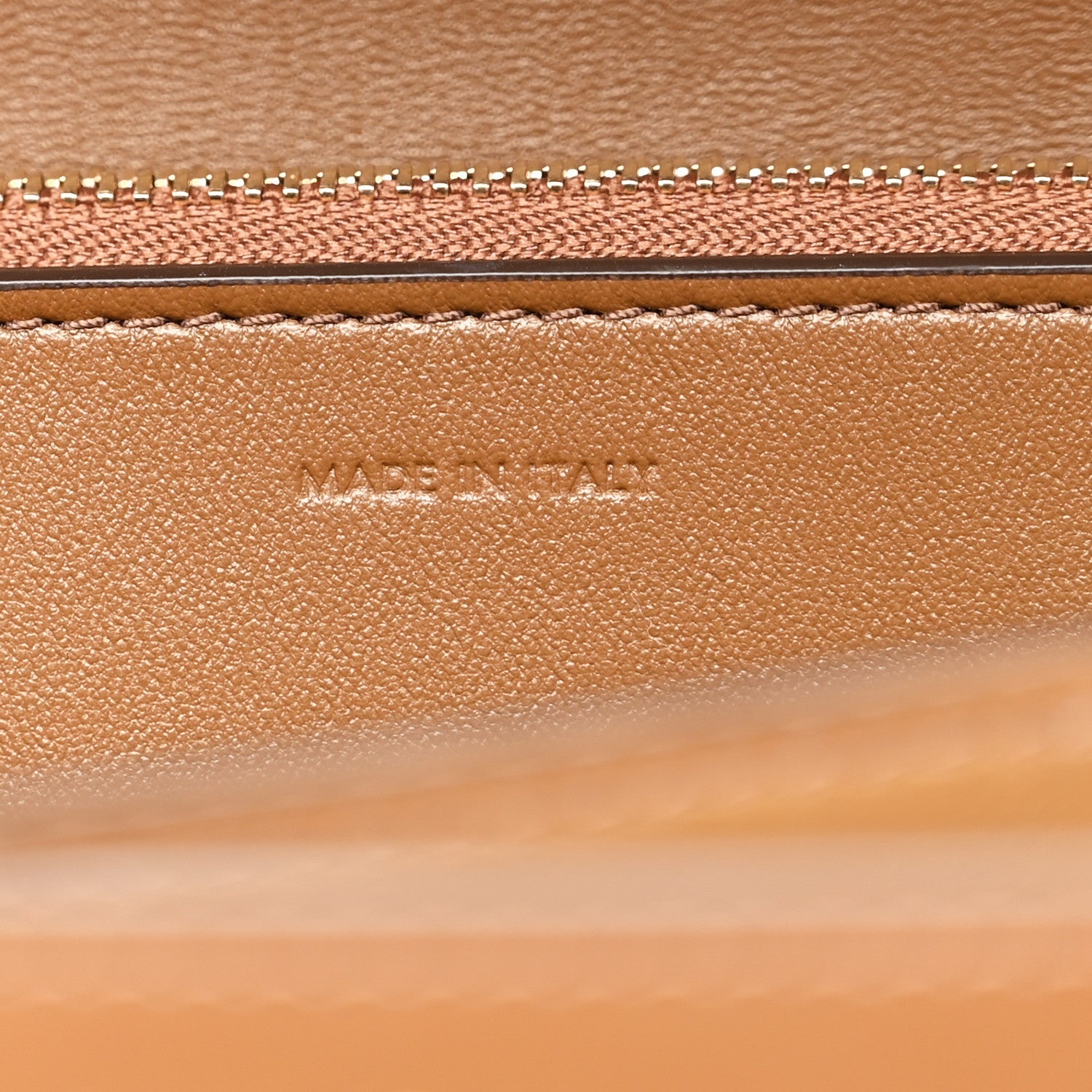 Box Calfskin Medium Classic Box Flap Bag Camel