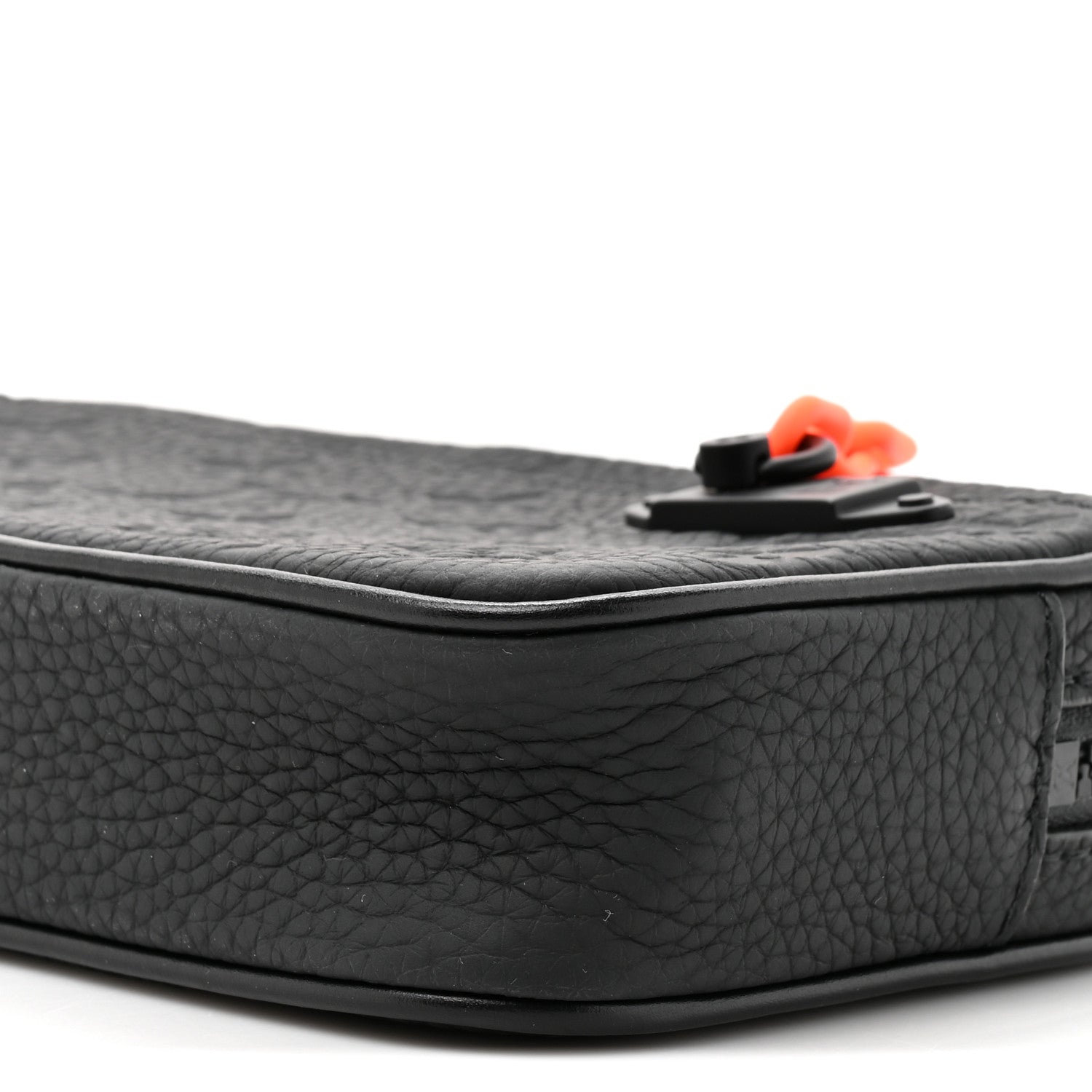 Taurillon Monogram Uniformes Solar Ray Soft Pochette Volga Belt Bag Black