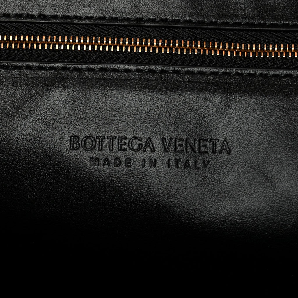 Calfskin Intrecciato Large Hop Black