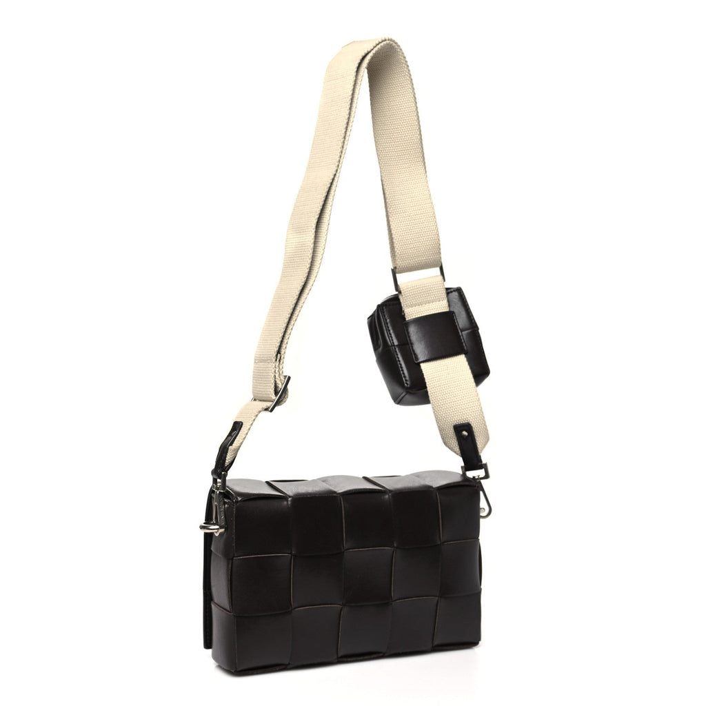 Calfskin Maxi Intrecciato Versatile Cassette Bag Brown
