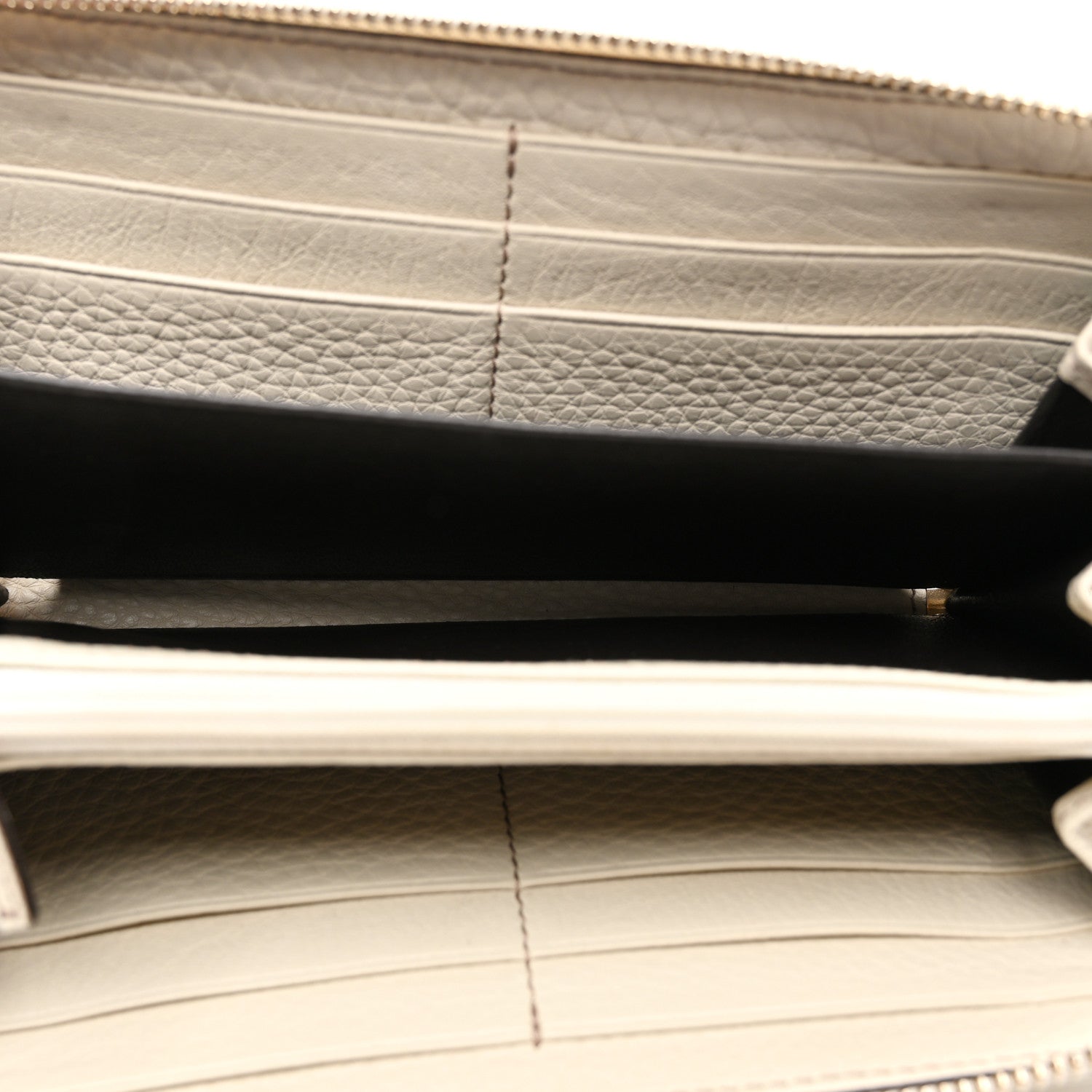 Pebbled Calfskin Soho Zip Around Wallet Off White