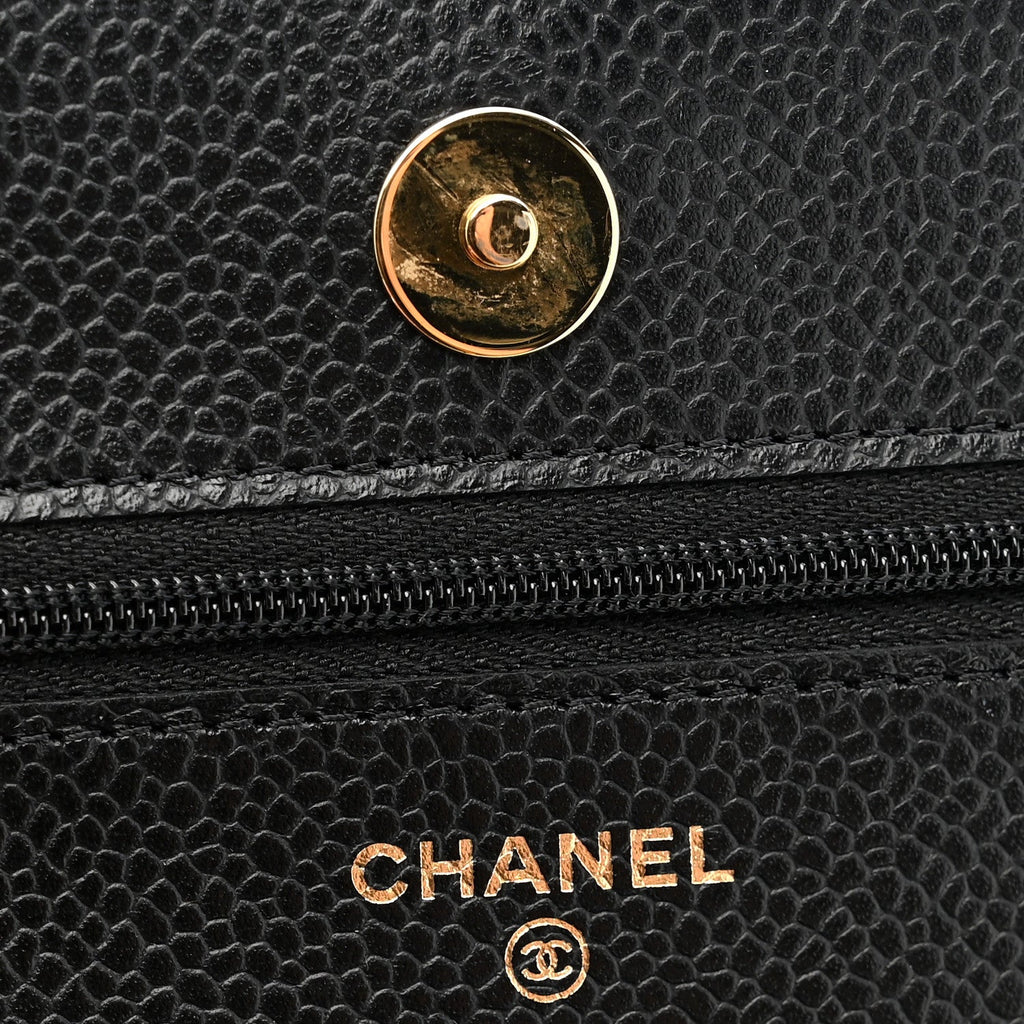 Caviar Quilted Wallet on Chain WOC Black
