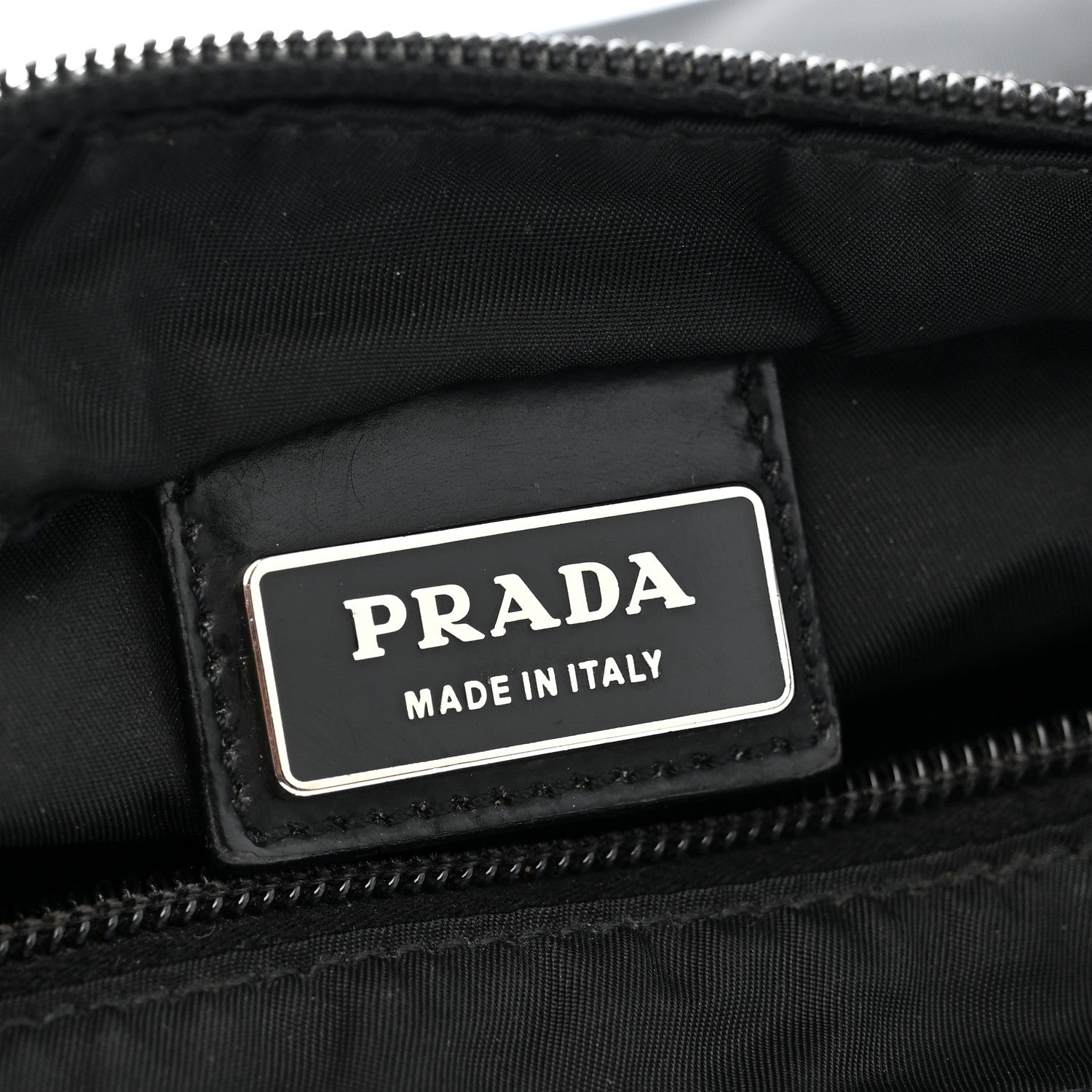 Tessuto Nylon Flat Messenger Bag Black