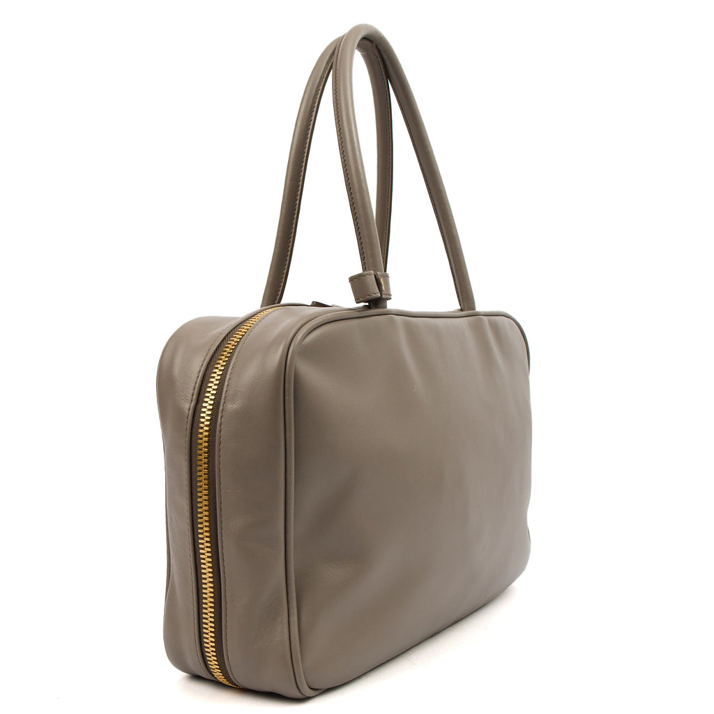 Miu Miu Shoulder Bag Shoulder Bag in Grey, Leather