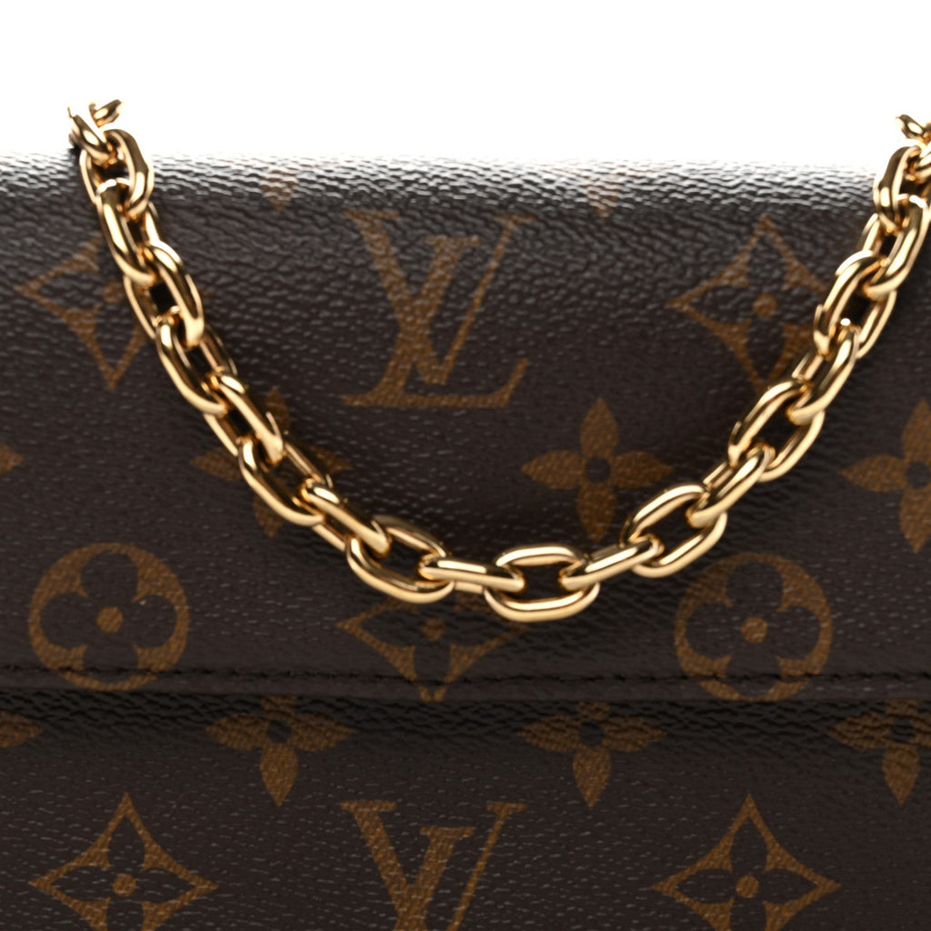 Monogram Ivy Wallet On Chain