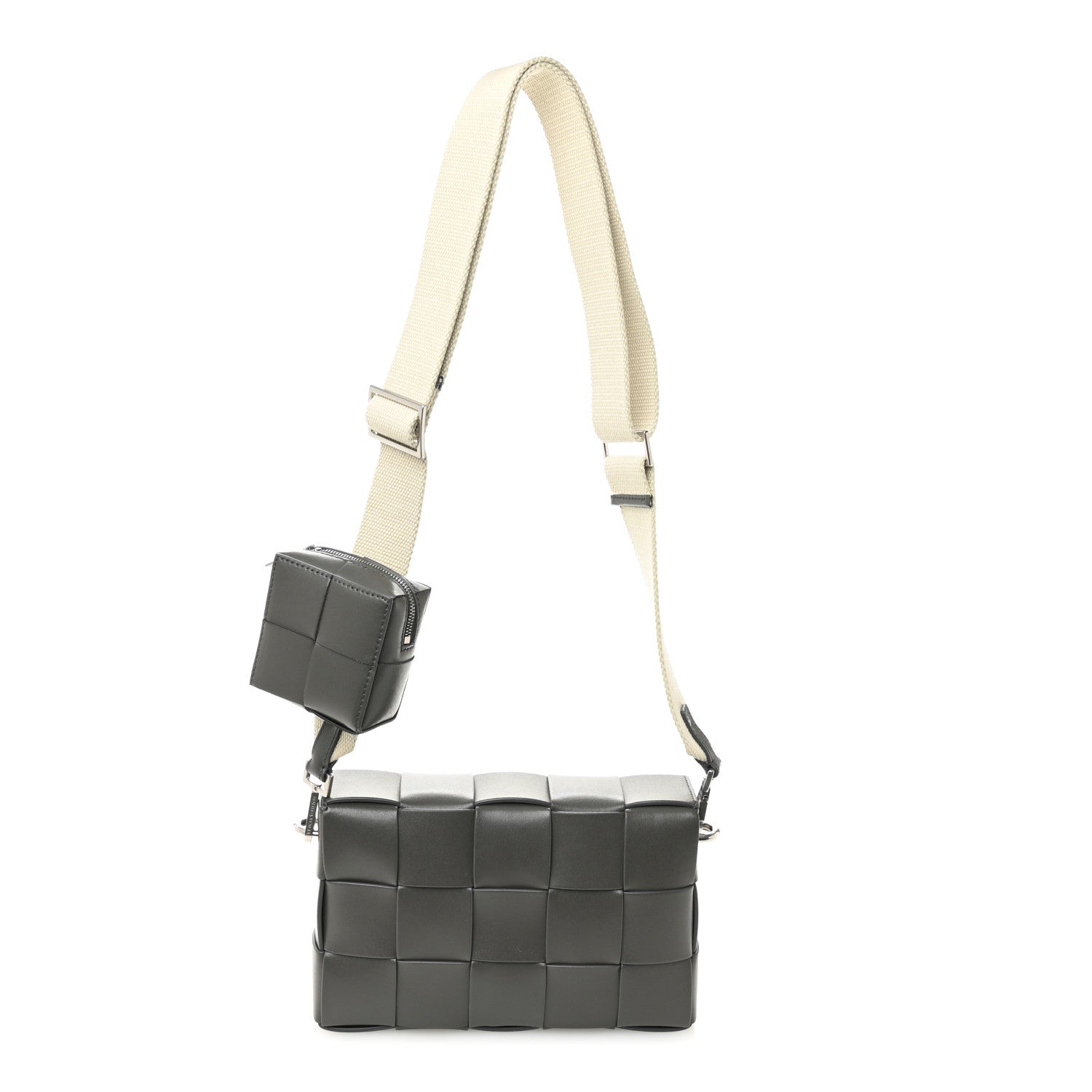 Calfskin Maxi Intrecciato Versatile Cassette Bag Thunder