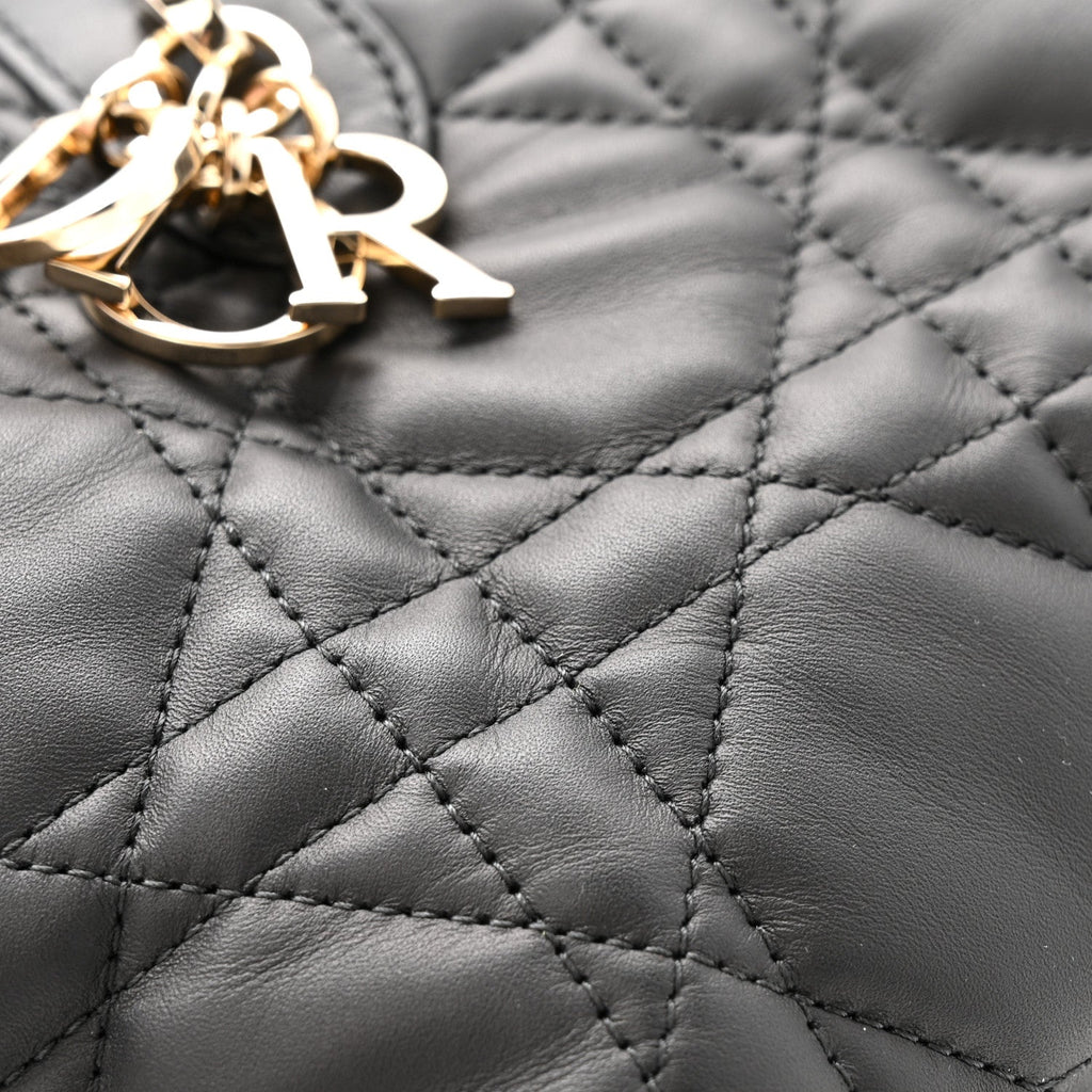 Calfskin Macrocannage Small Toujours  Black