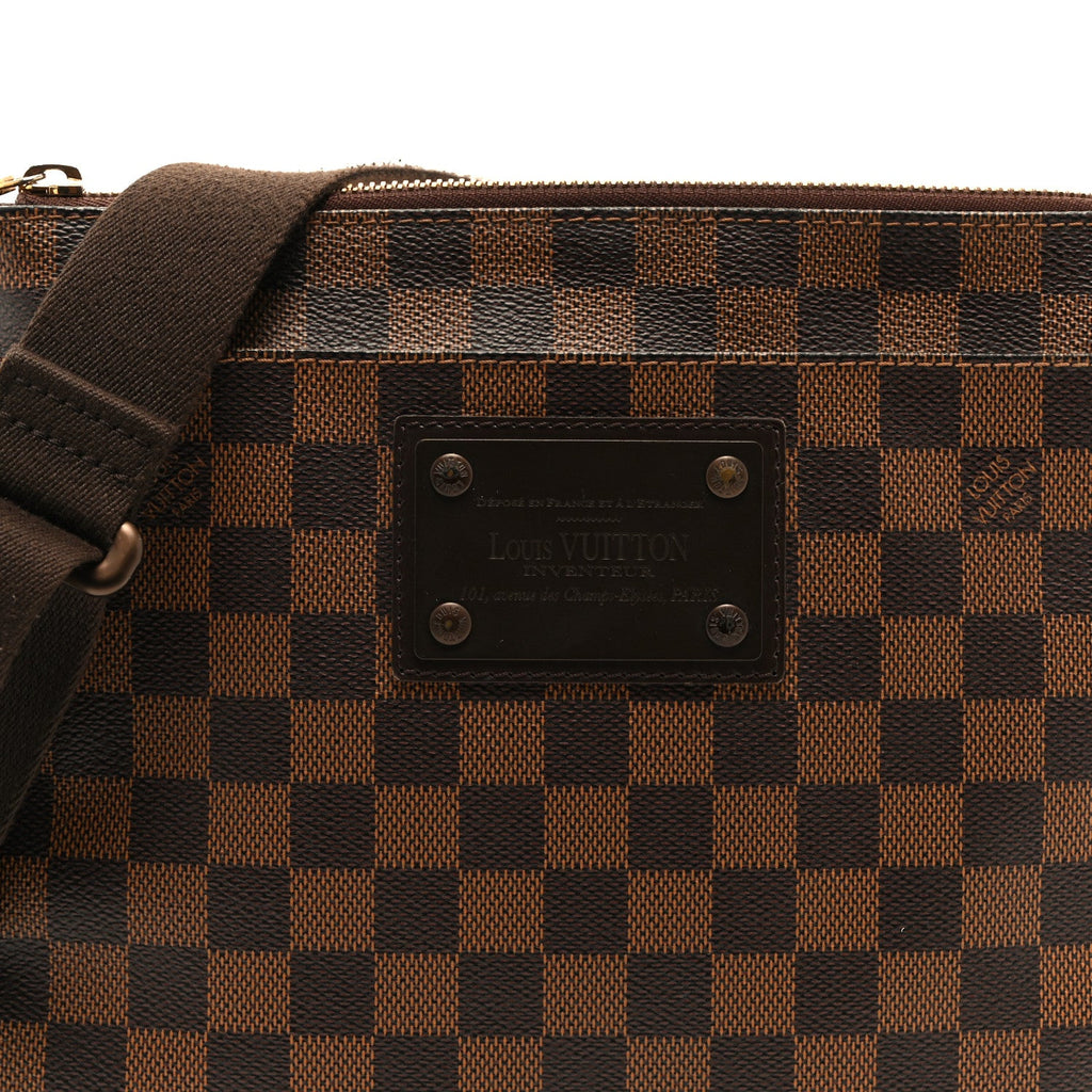 Damier Ebene Brooklyn Flat Pochette