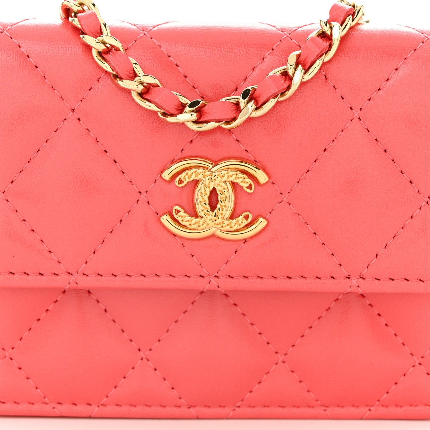 Shiny Lambskin Quilted  Holder On Chain Pink