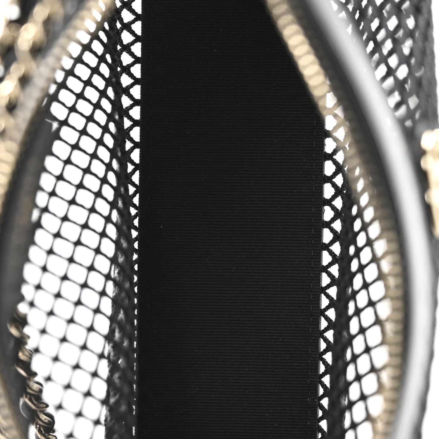Mesh Shiny Lambskin Clutch With Chain Black