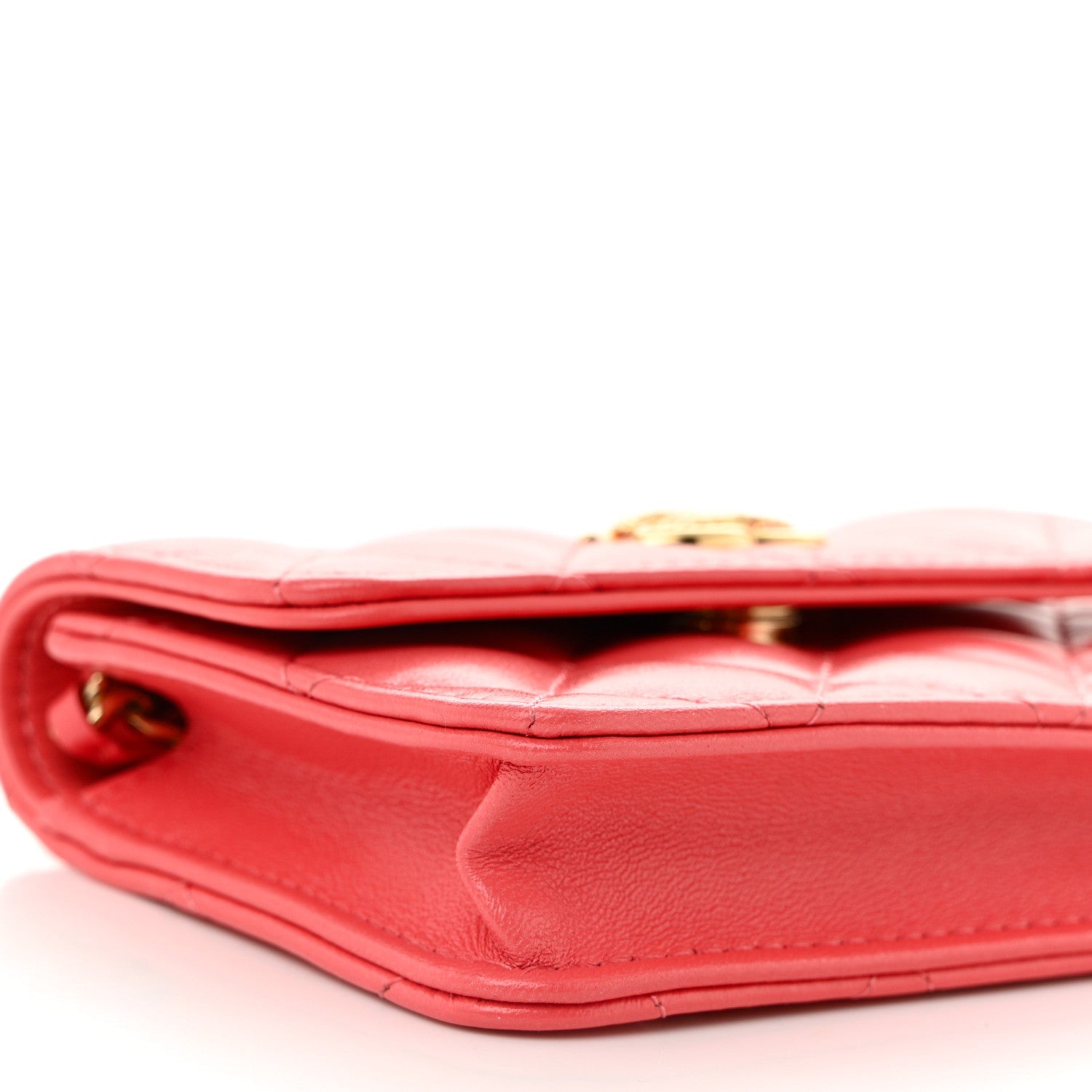 Shiny Lambskin Quilted  Holder On Chain Pink