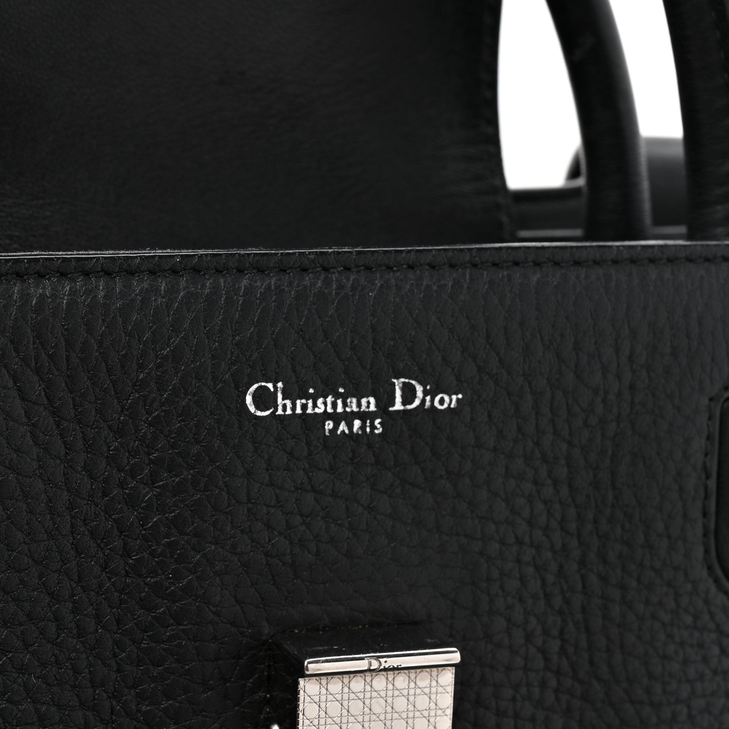 Grained Calfskin Large Diorever Flap Black