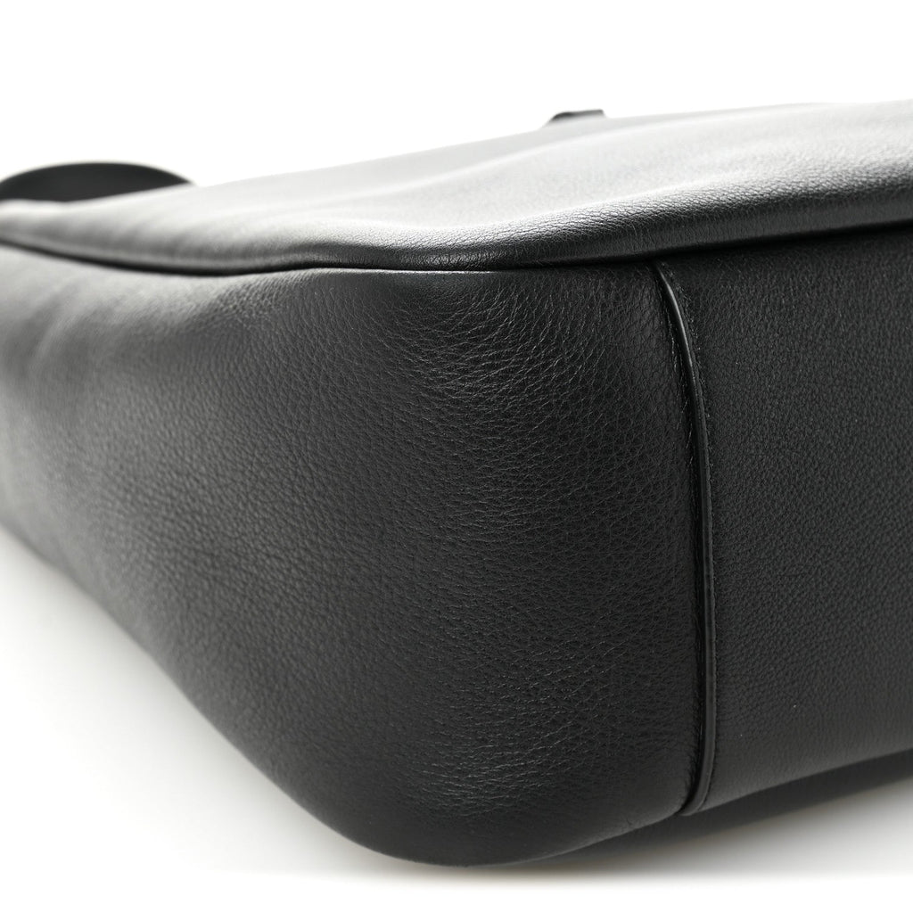 Supple Calfskin Large Le 5 A 7 Soft Hobo Black