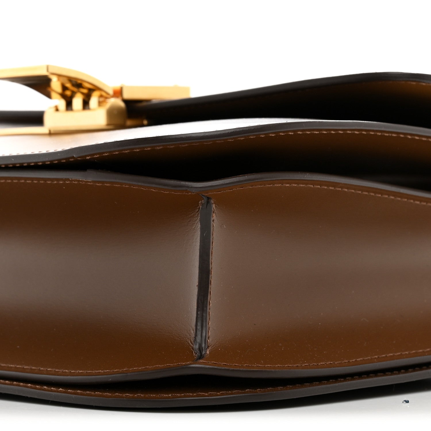 Box Calfskin Medium Classic Box Flap Bag Camel