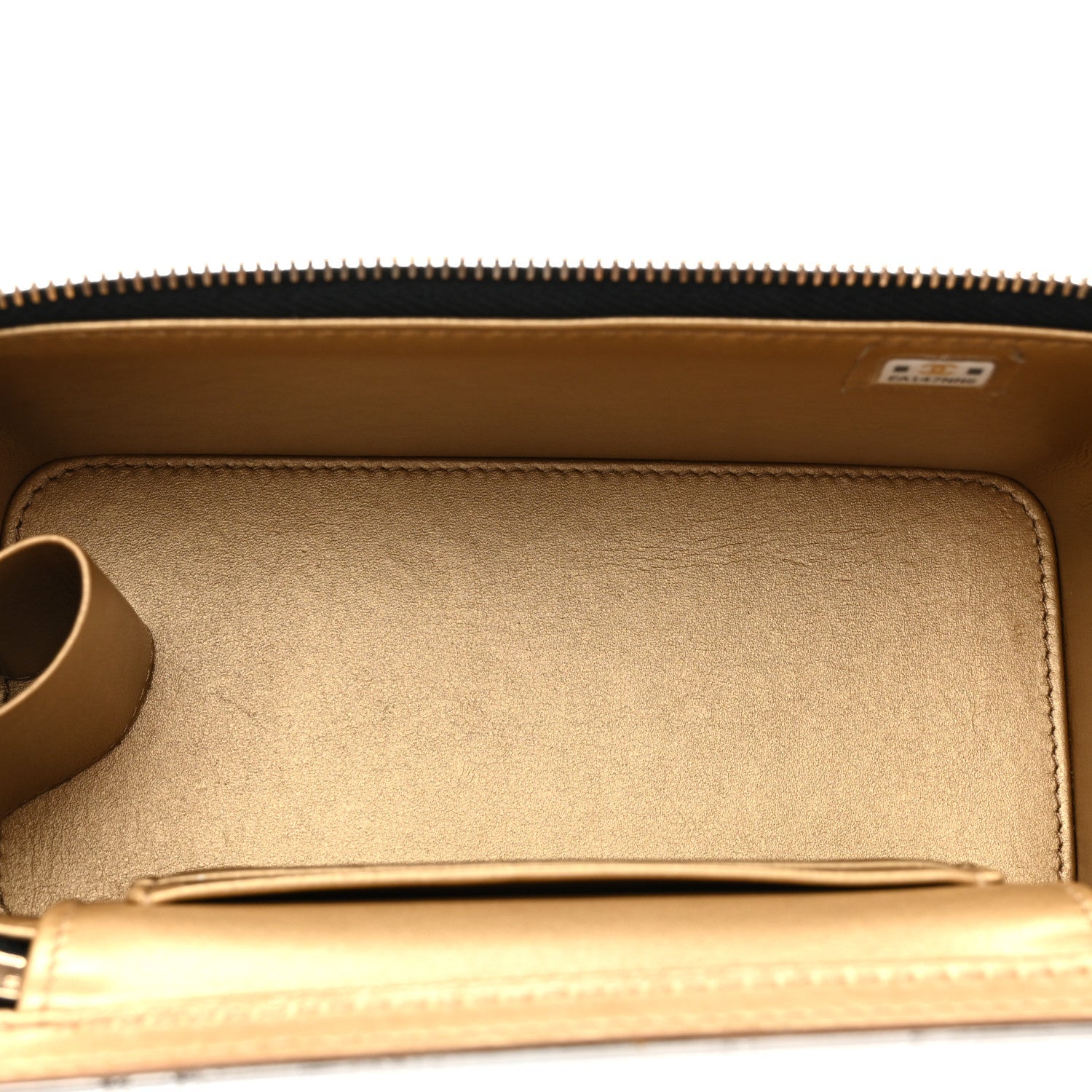 Lambskin Quilted Pearl Crush Small Vanity Case With Chain Black