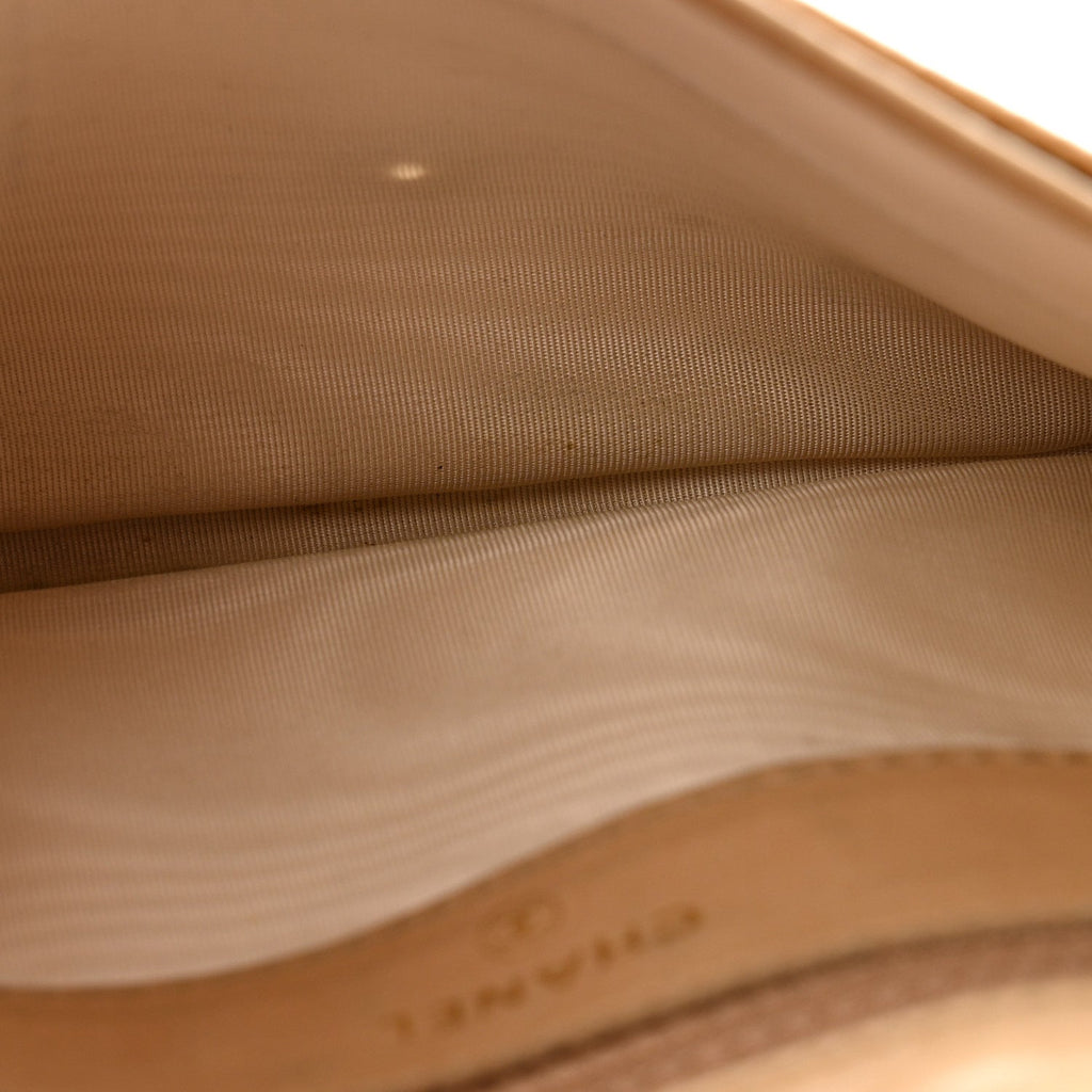 Caviar Timeless CC Compact Flap Wallet Beige