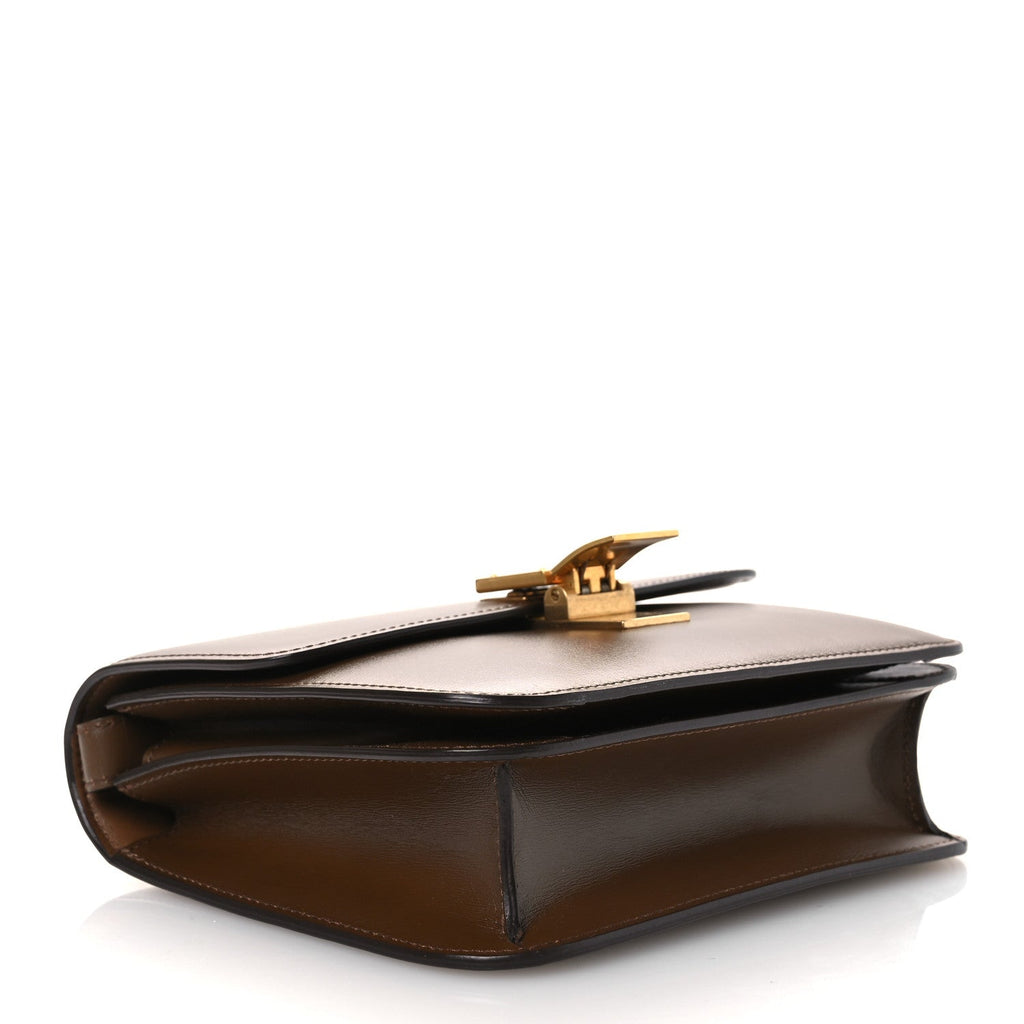 Box Calfskin Teen Classic Box Flap Bag Camel