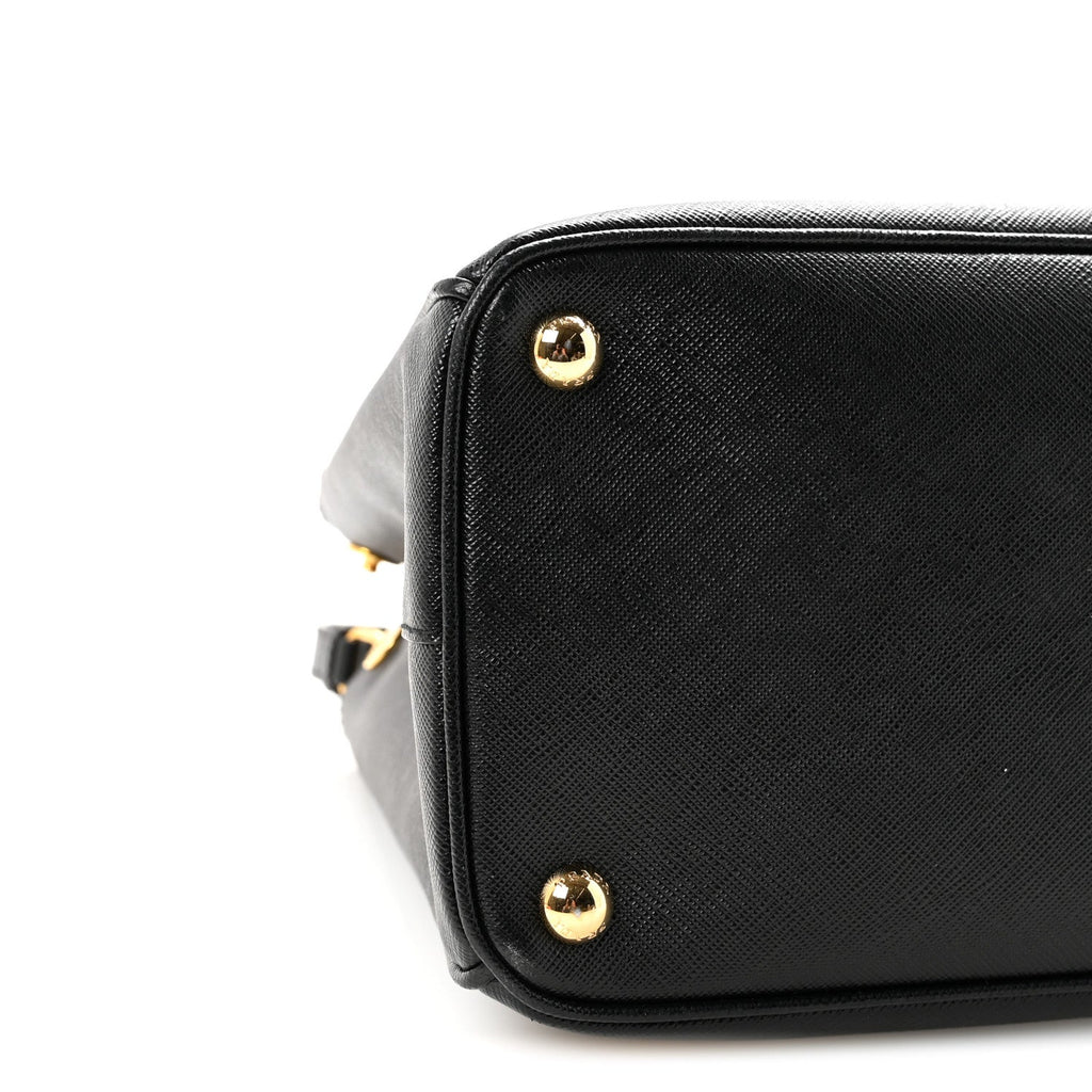 Saffiano Lux Large Galleria Double Zip Tote Black