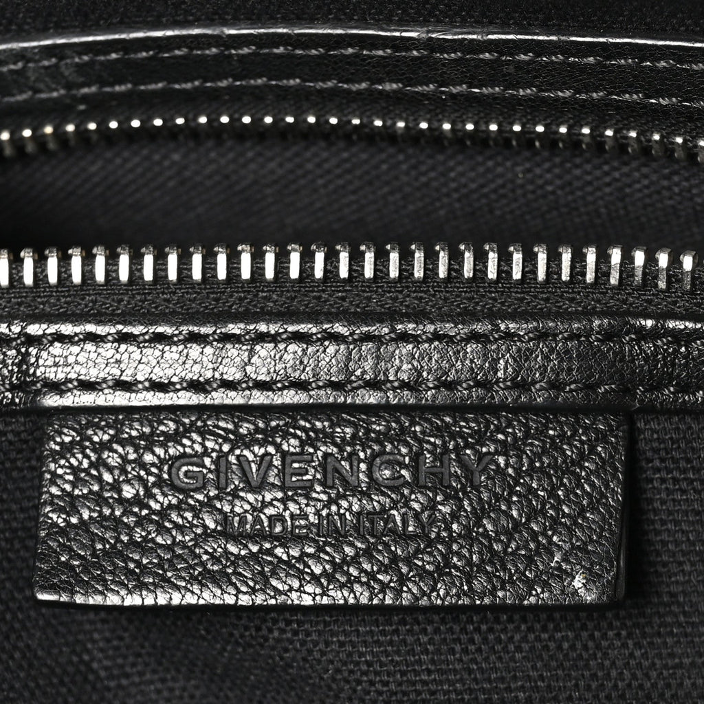 Sugar Goatskin Medium Antigona Black