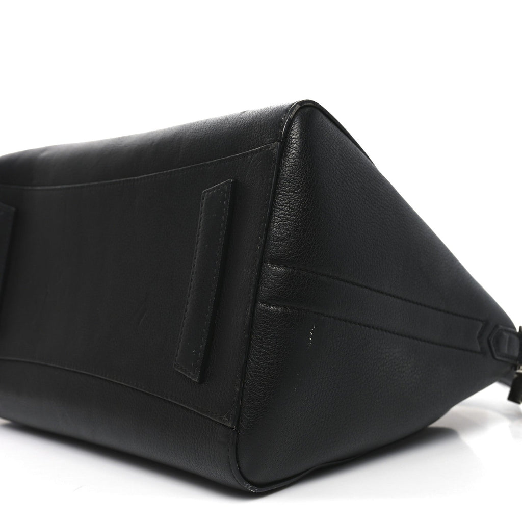 Sugar Goatskin Medium Antigona Black